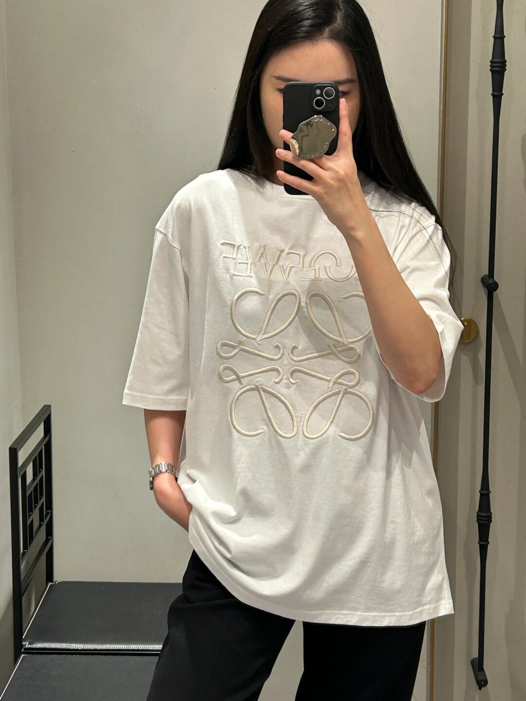 LuxluxHouse Best Quality Clothes T-shirt Loewe