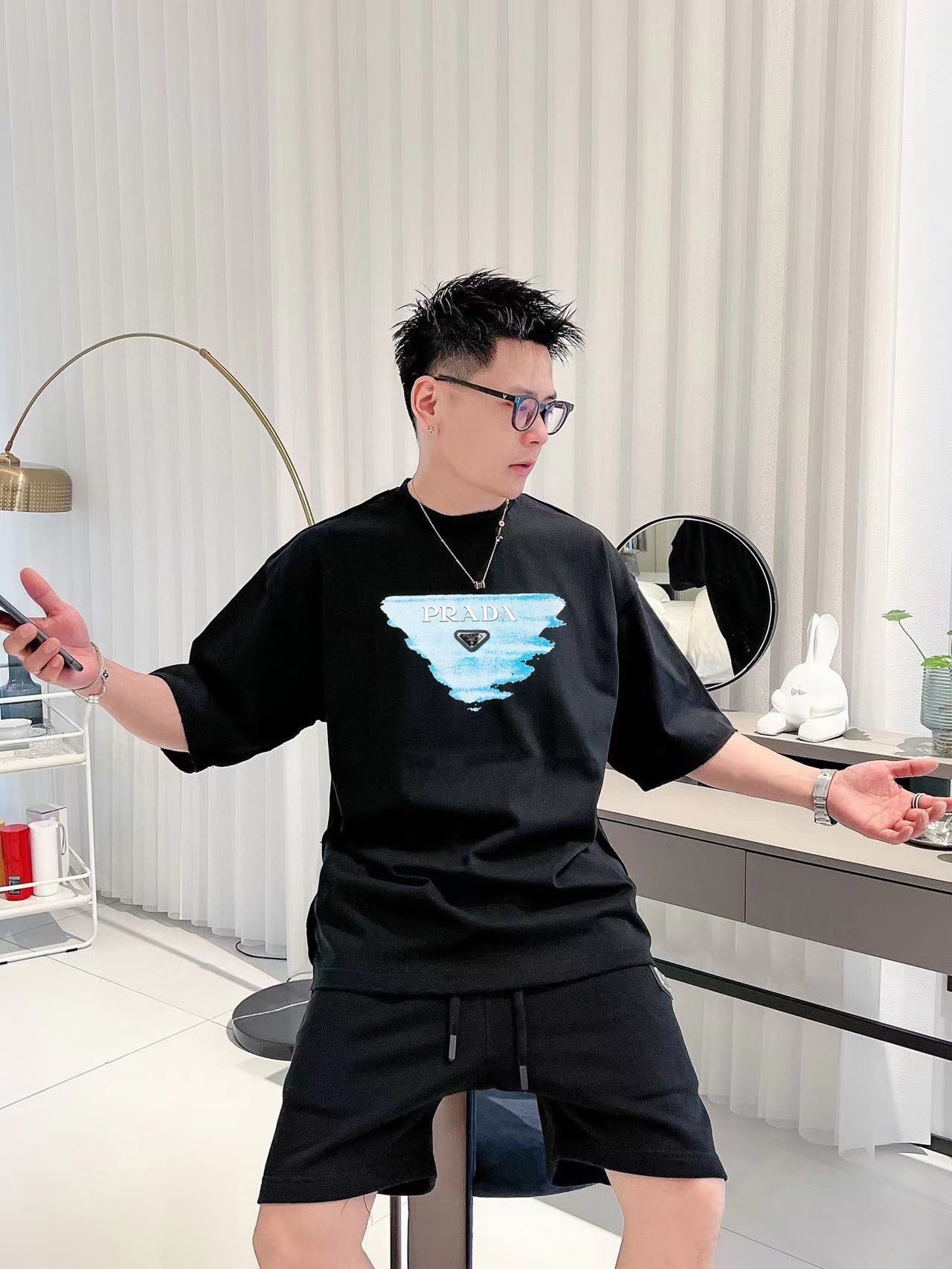 LuxluxHouse Best Quality Clothes T-shirt Prada