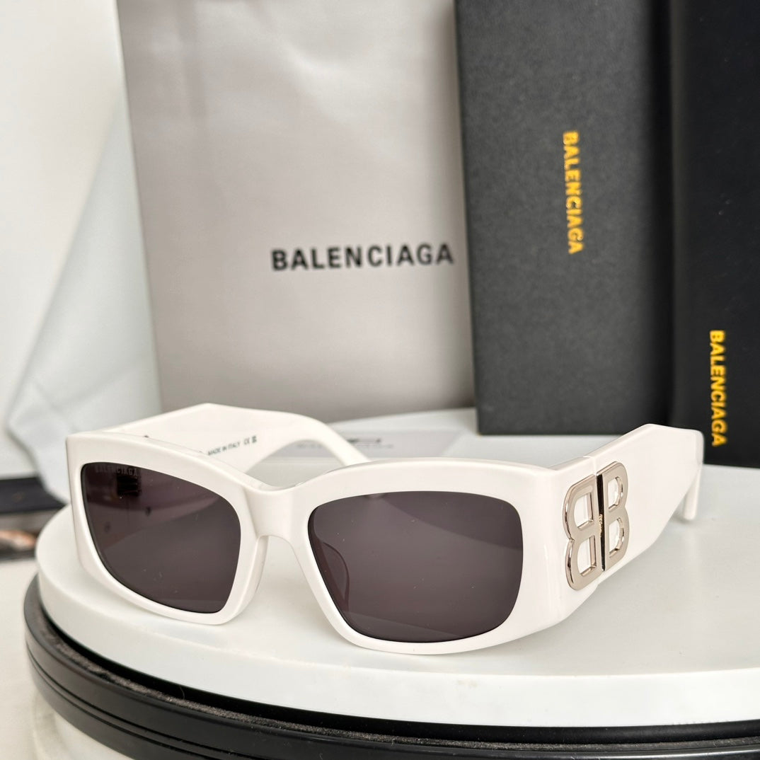 LuxluxHouse Best Quality Balenciaga Glasses
