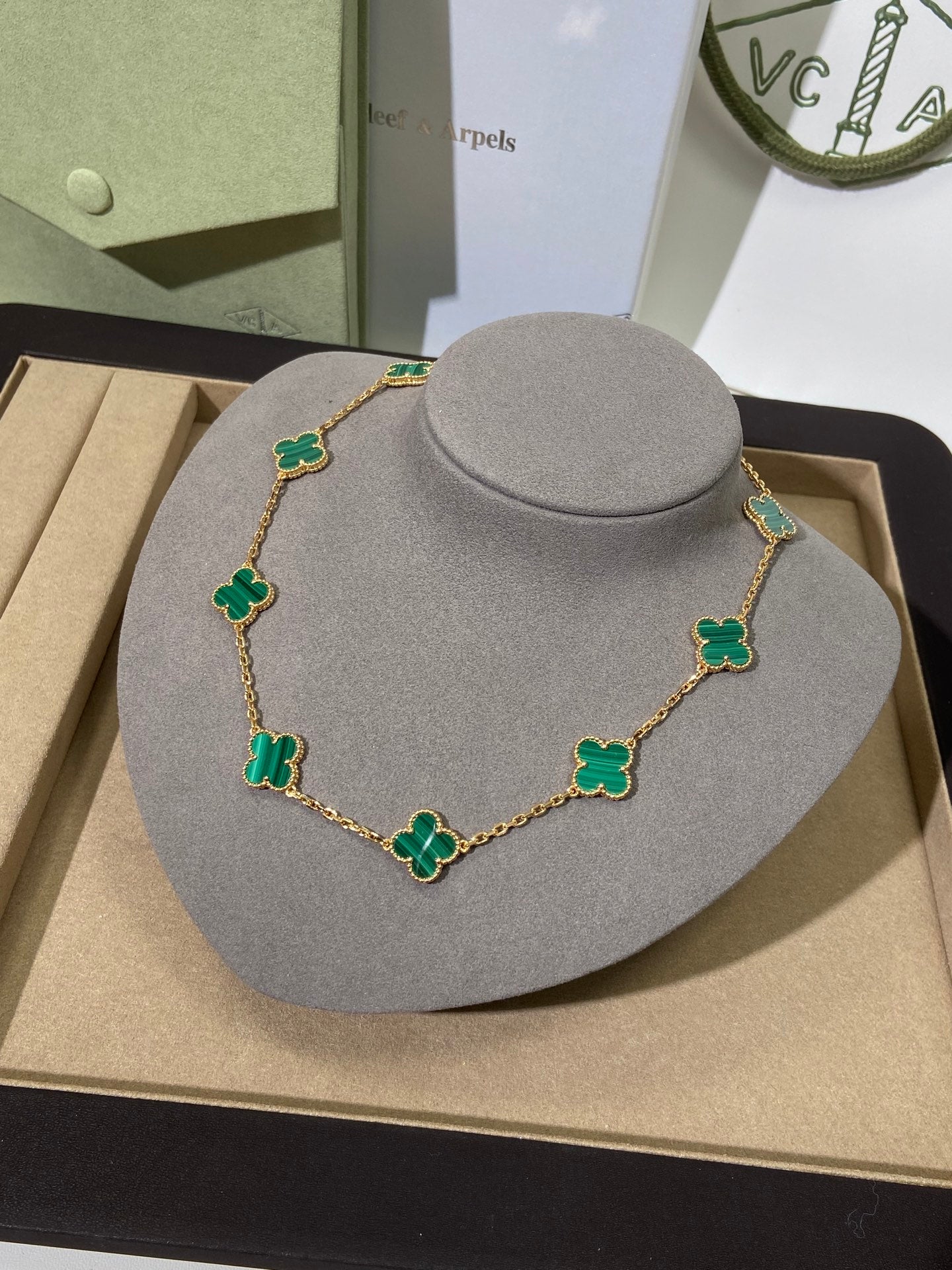 LuxluxHouse Best Quality Accessories Van Cleef & Arpels