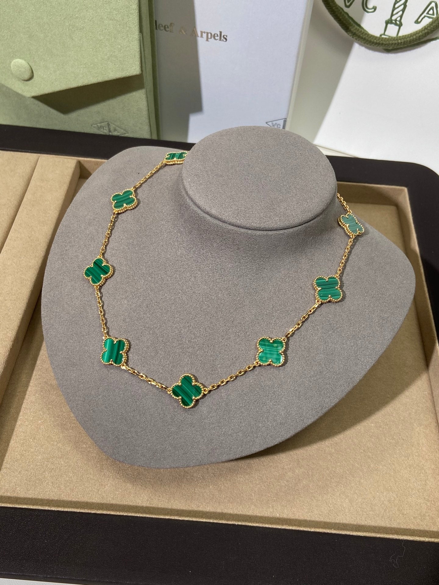 LuxluxHouse Best Quality Accessories Van Cleef & Arpels