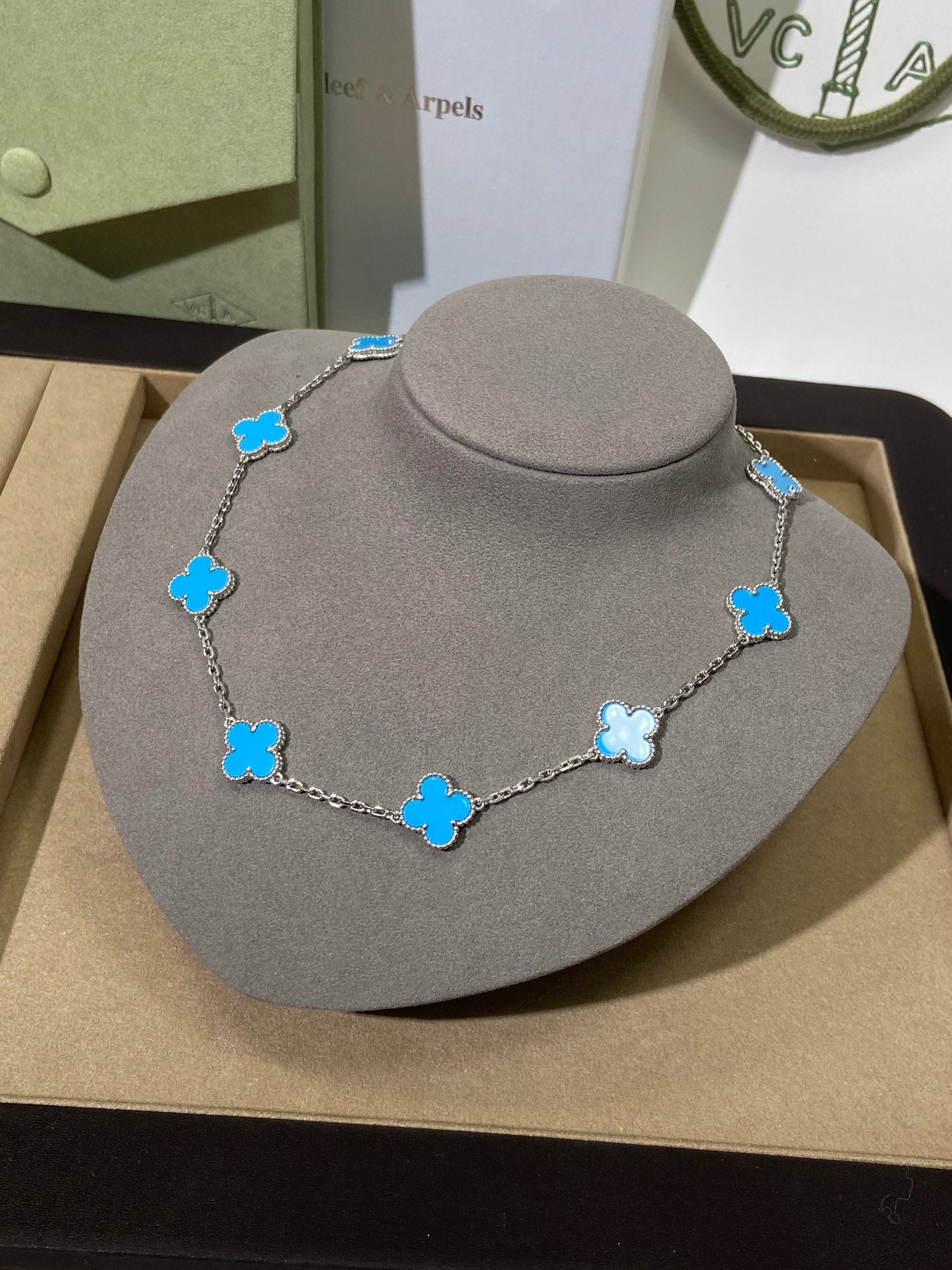 LuxluxHouse Best Quality Accessories Van Cleef & Arpels