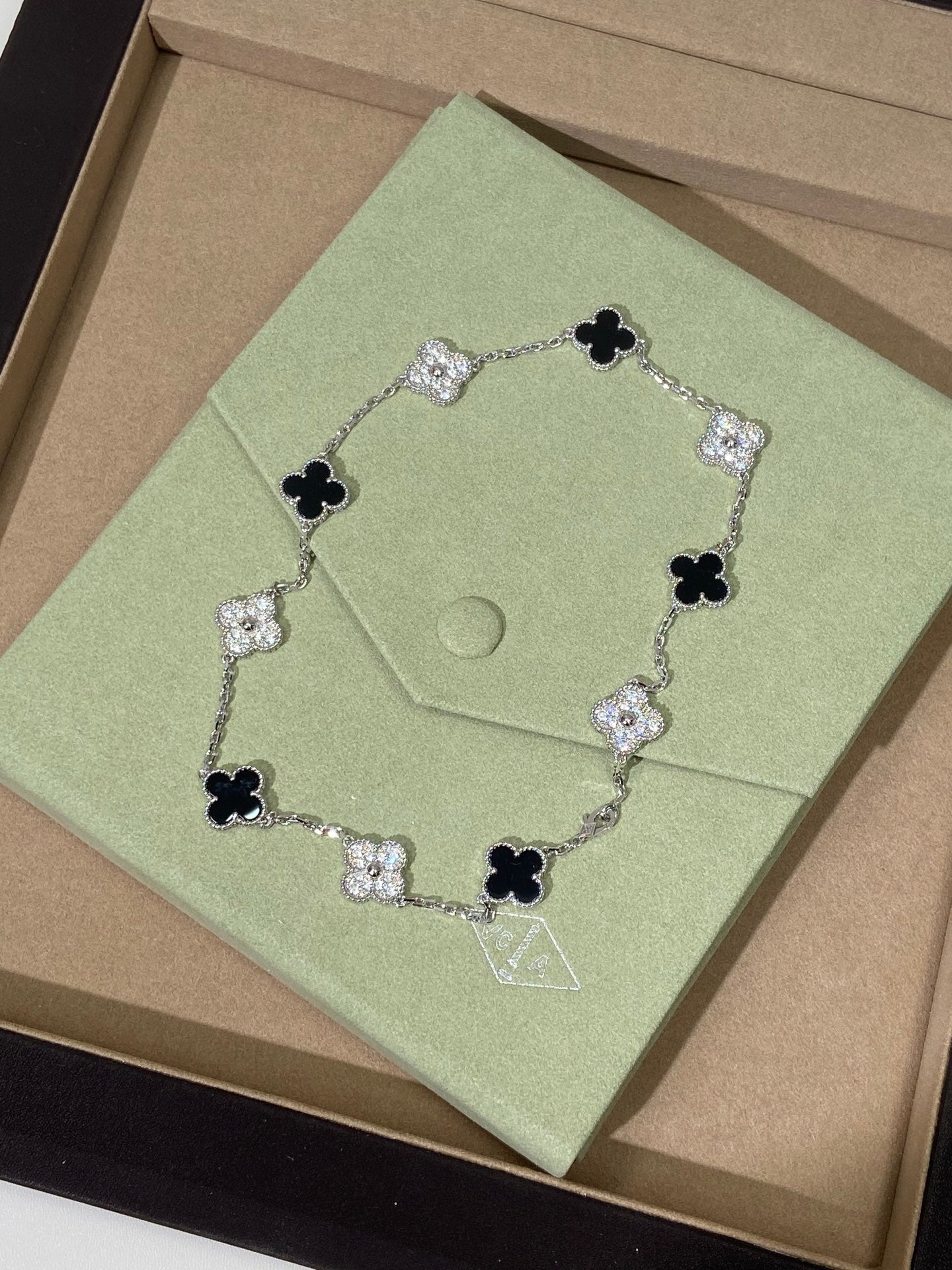 LuxluxHouse Best Quality Accessories Van Cleef & Arpels