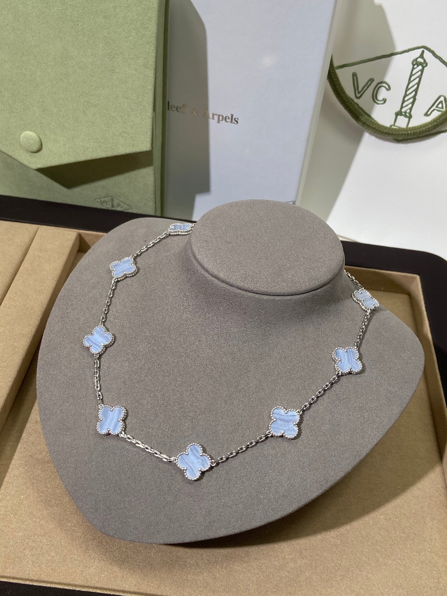 LuxluxHouse Best Quality Accessories Van Cleef & Arpels