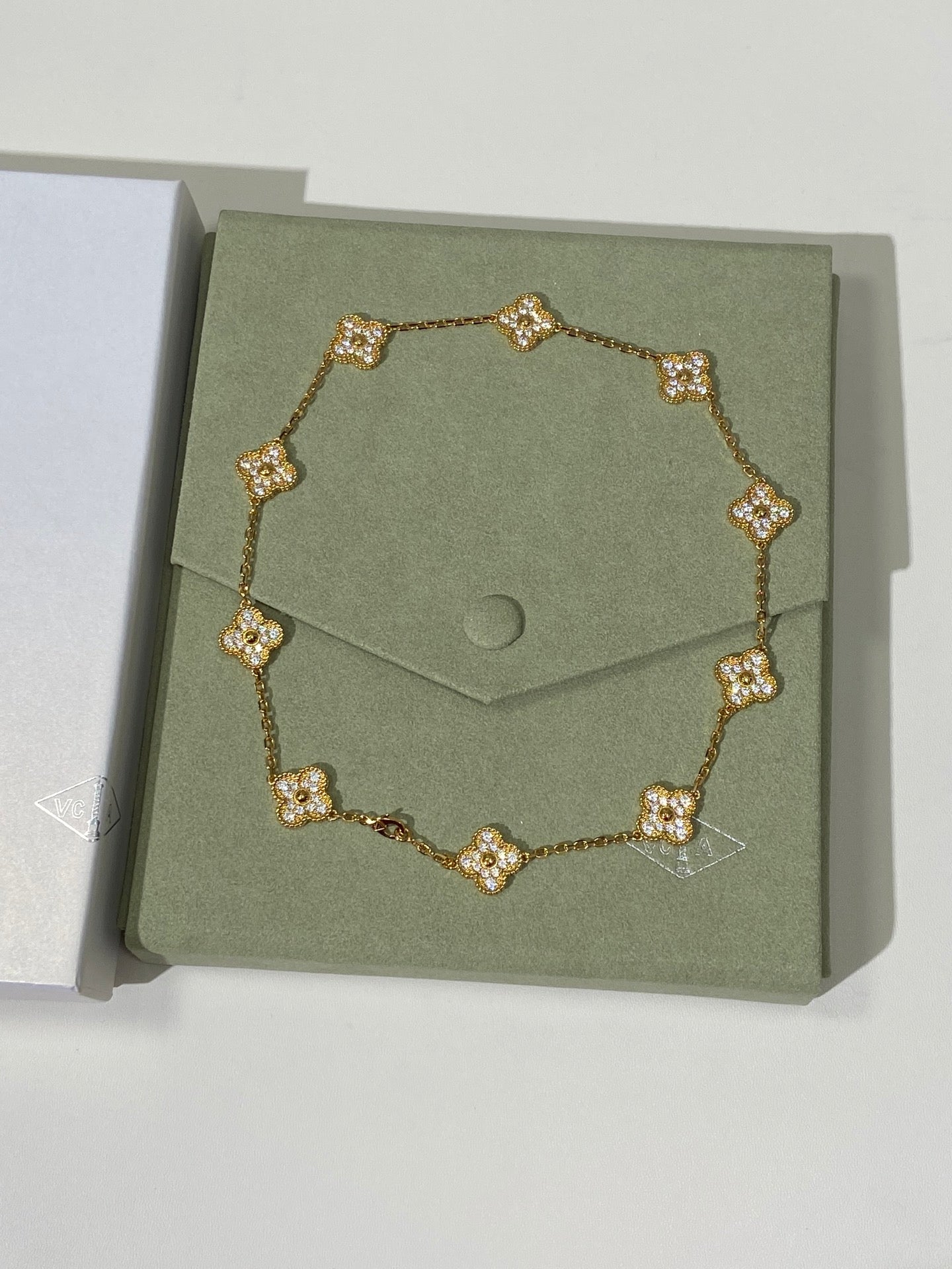 LuxluxHouse Best Quality Accessories Van Cleef & Arpels