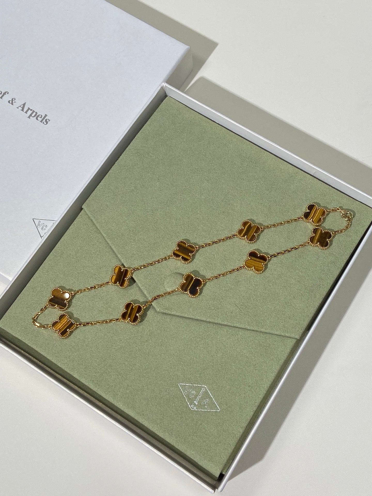 LuxluxHouse Best Quality Accessories Van Cleef & Arpels