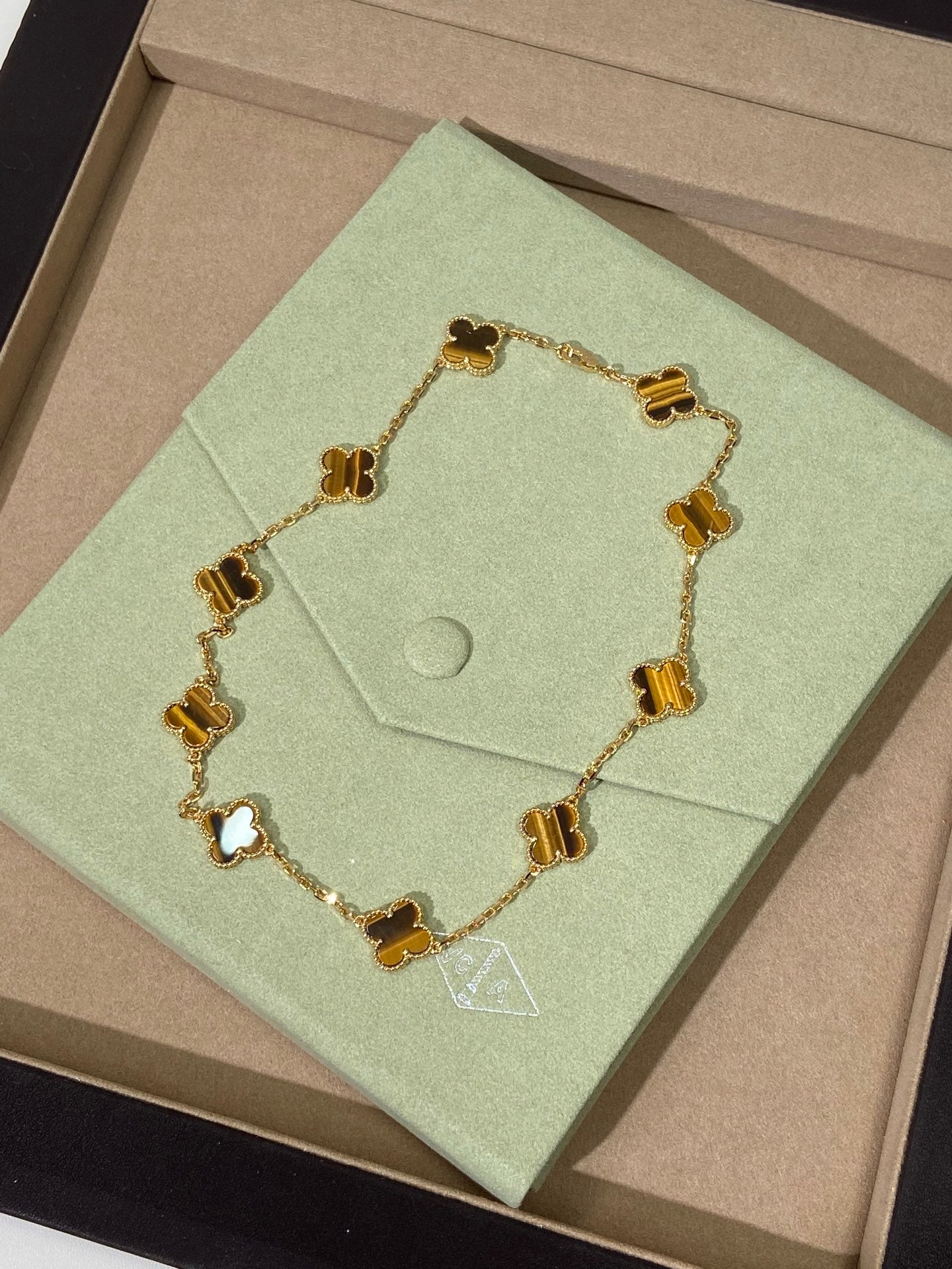 LuxluxHouse Best Quality Accessories Van Cleef & Arpels