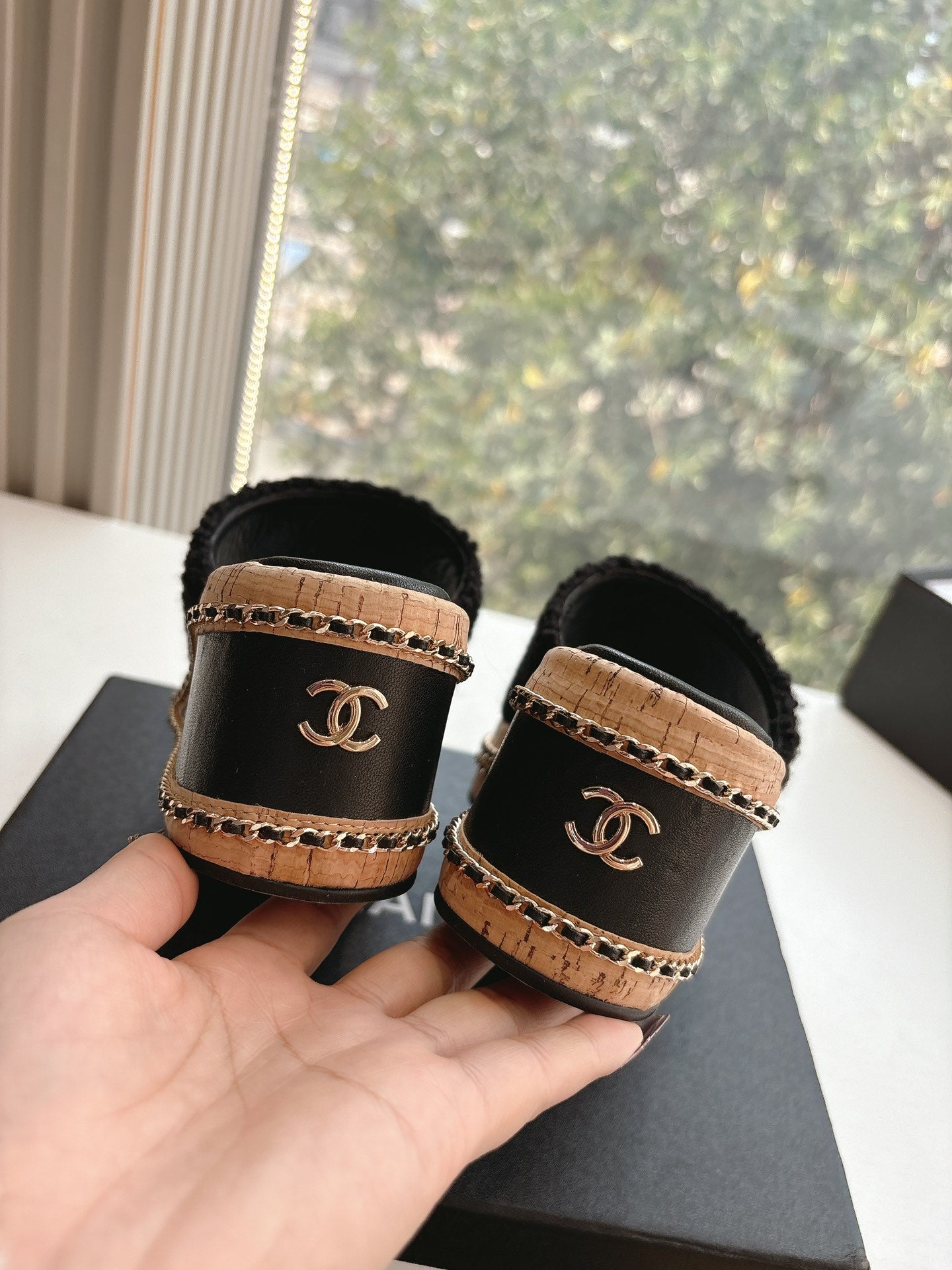 LuxluxHouse Best Quality Chanel Sandals
