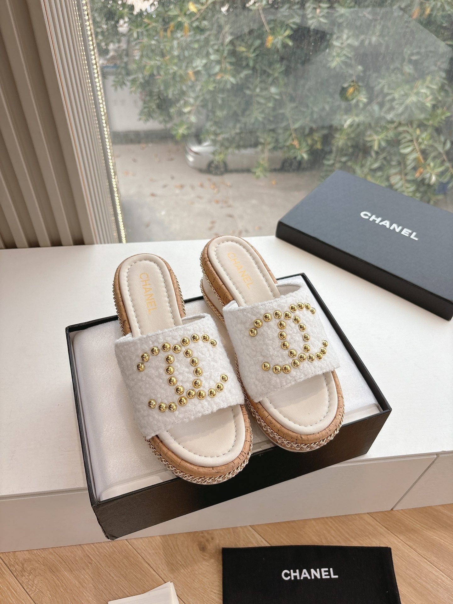 LuxluxHouse Best Quality Chanel Sandals