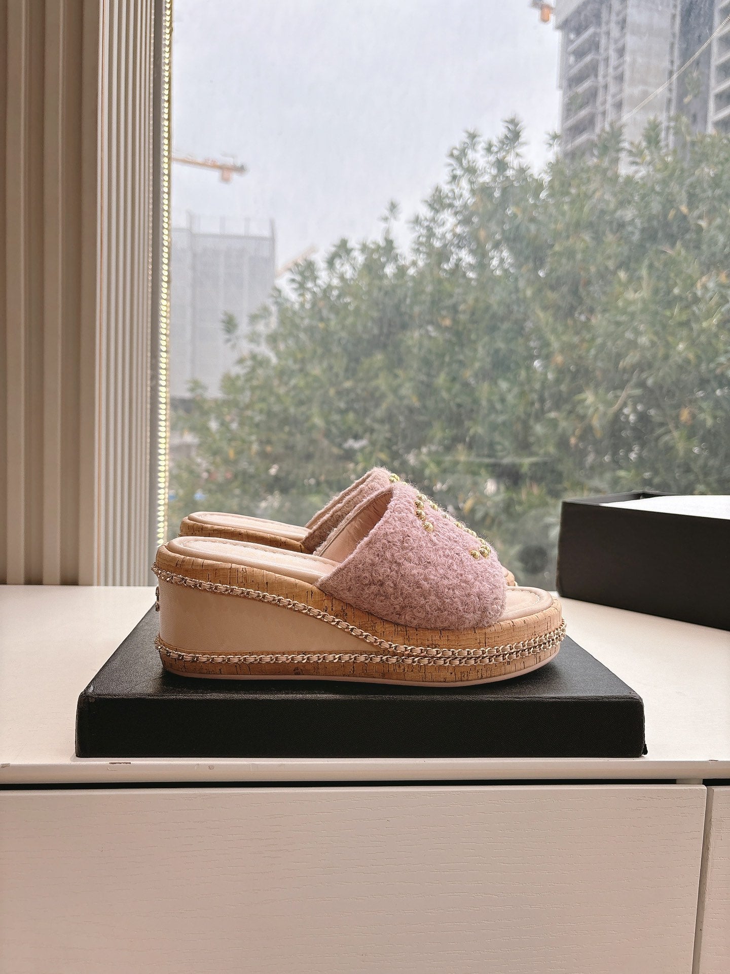 LuxluxHouse Best Quality Chanel Sandals