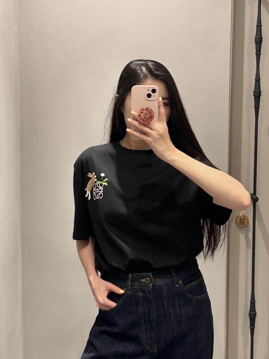 LuxluxHouse Best Quality Clothes T-shirt Loewe