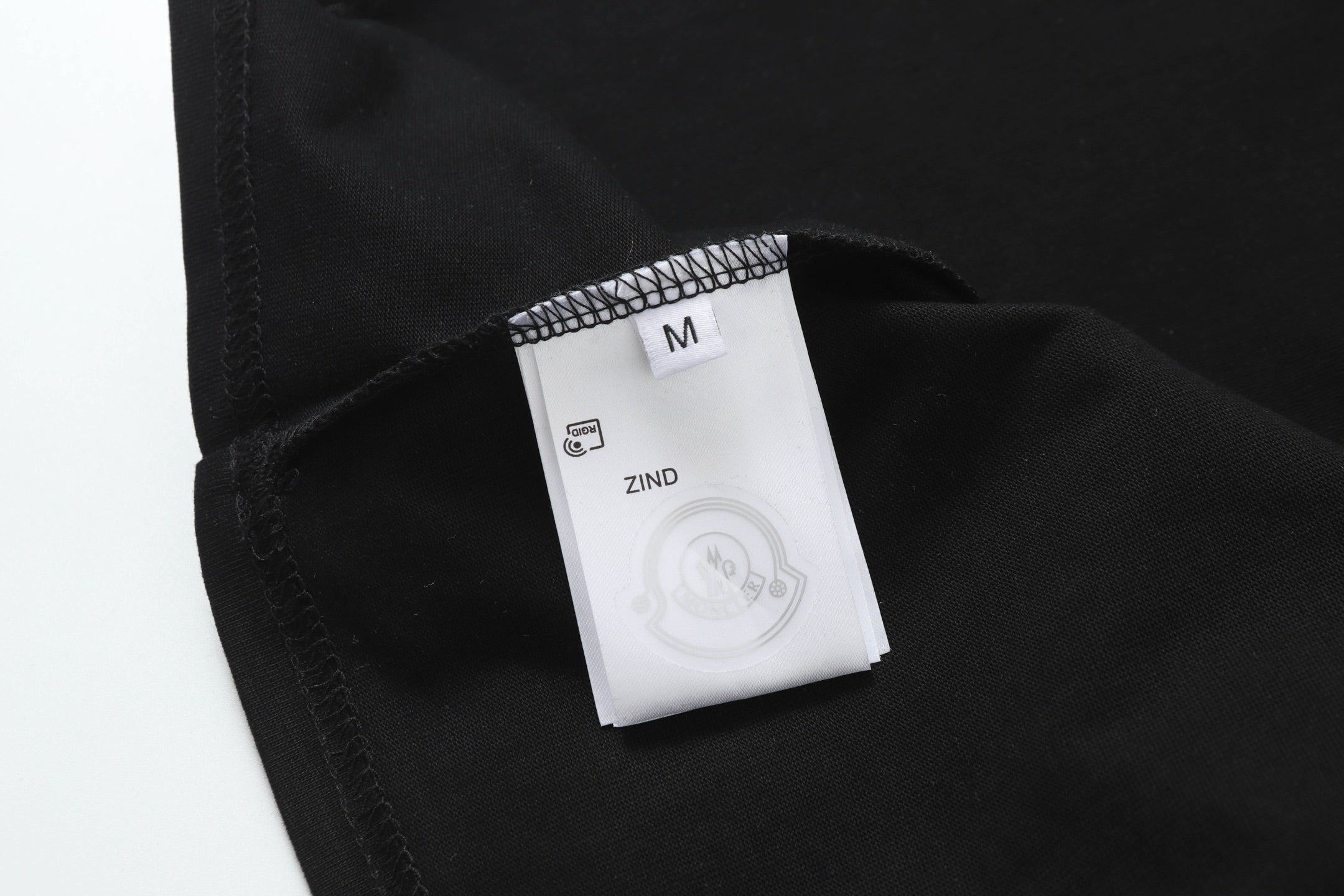 LuxluxHouse Best Quality Clothes T-shirt Moncler