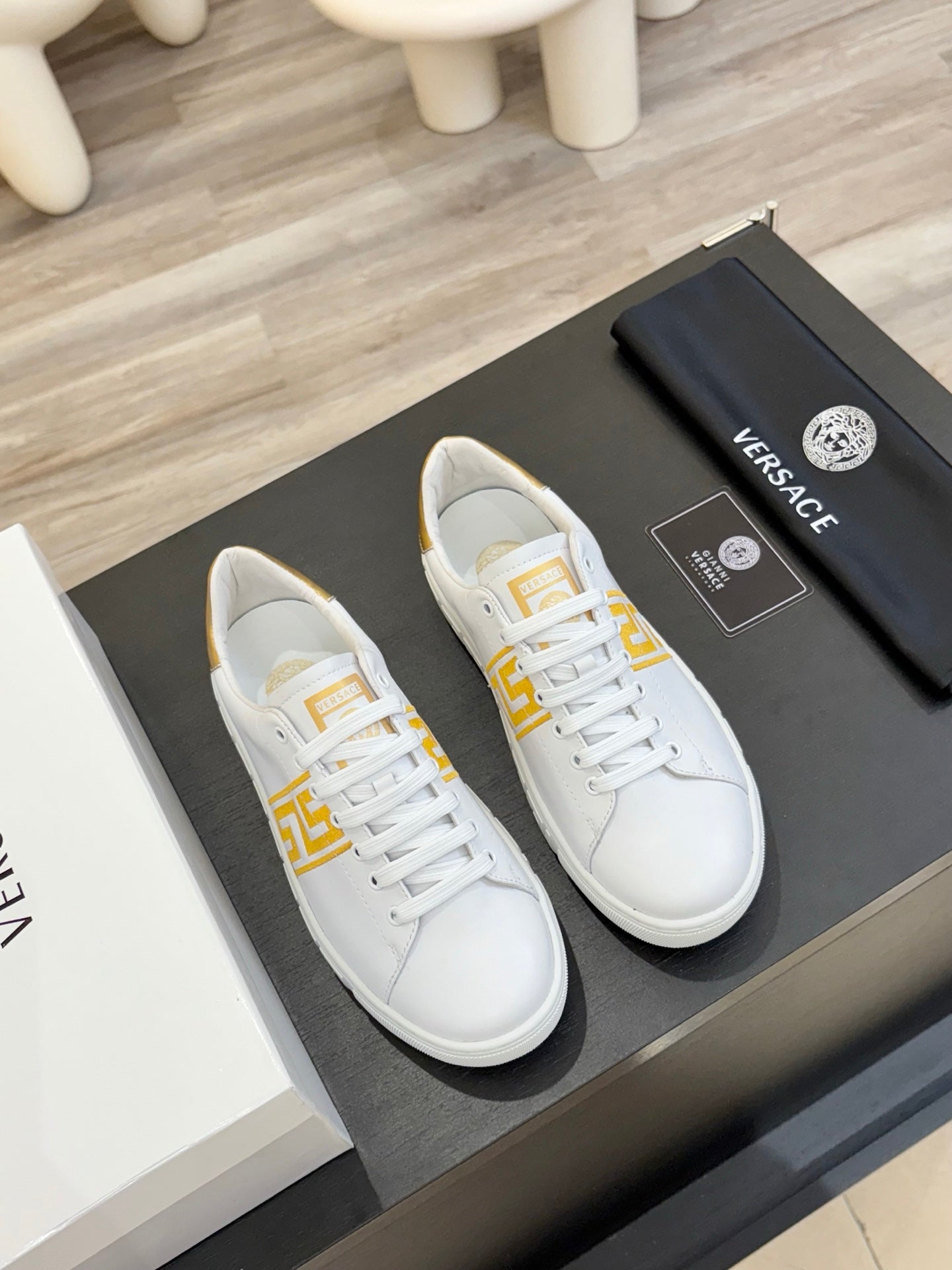 LuxluxHouse Best Quality Shoes Versace