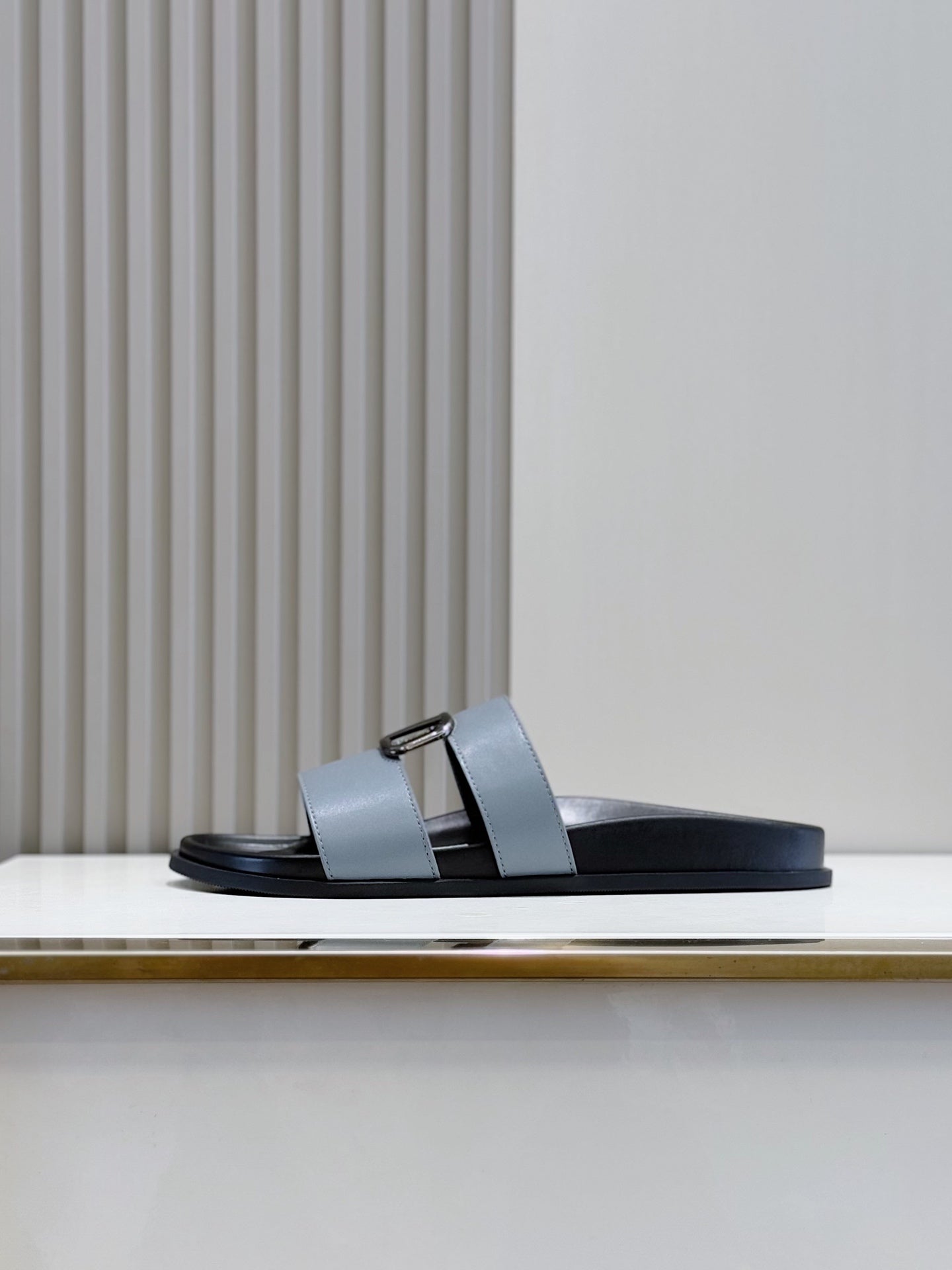 LuxluxHouse Best Quality Sandals Valentino