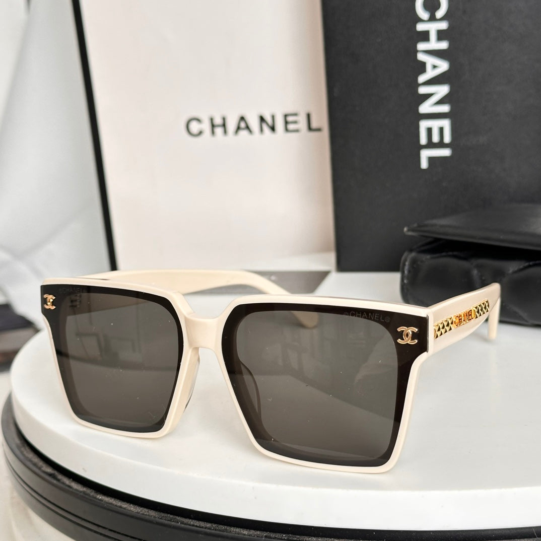 LuxluxHouse Best Quality Glasses Chanel