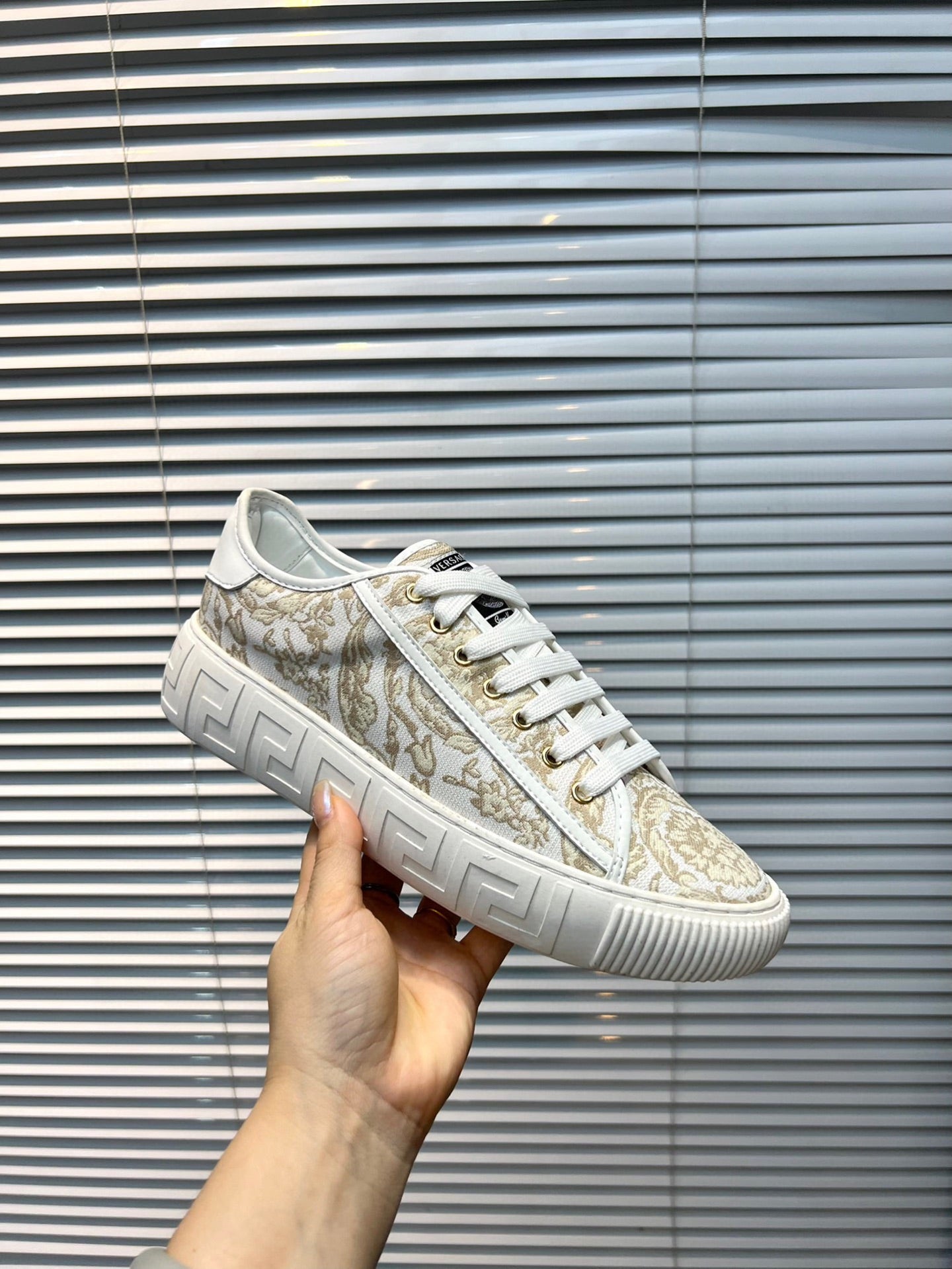 LuxluxHouse Best Quality Shoes Versace