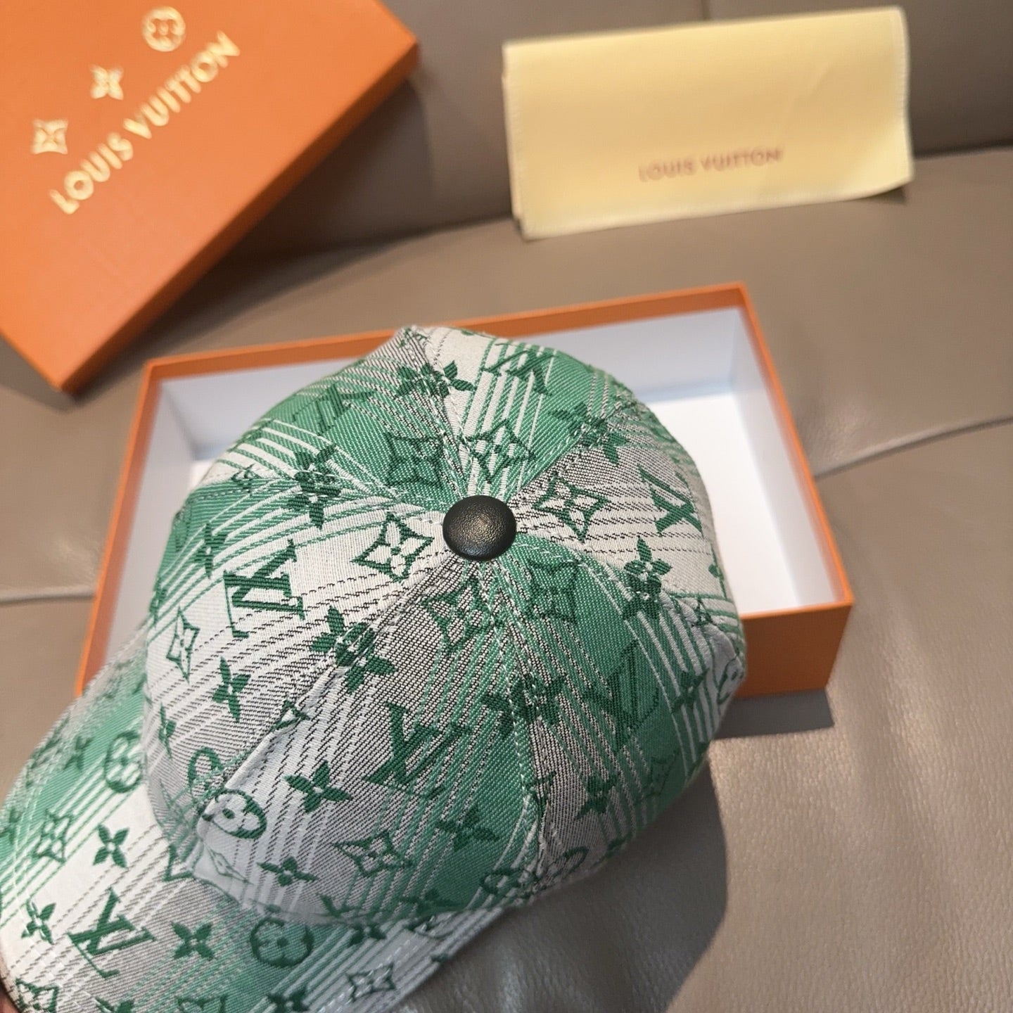 LuxluxHouse Best Quality Caps Louis Vuitton