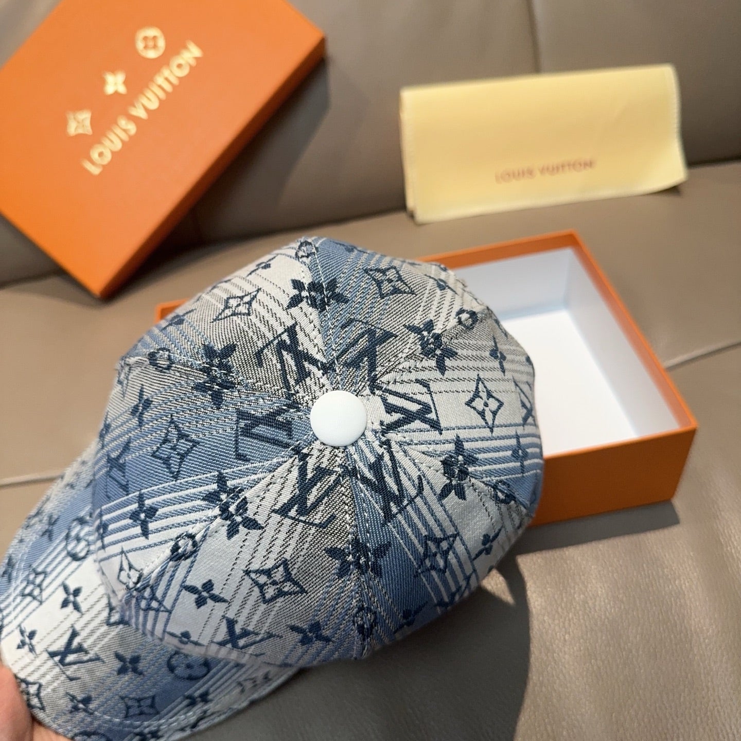 LuxluxHouse Best Quality Caps Louis Vuitton