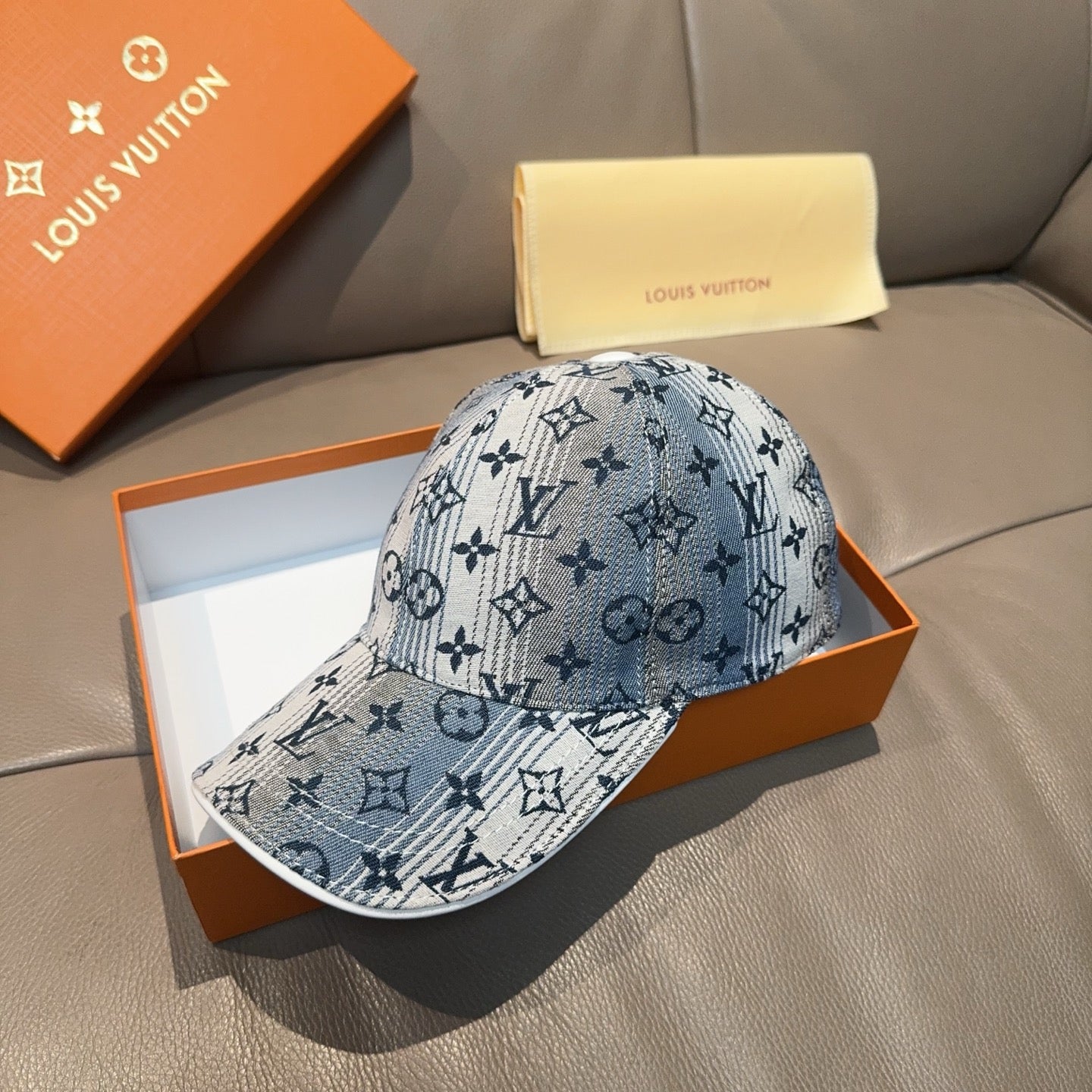 LuxluxHouse Best Quality Caps Louis Vuitton