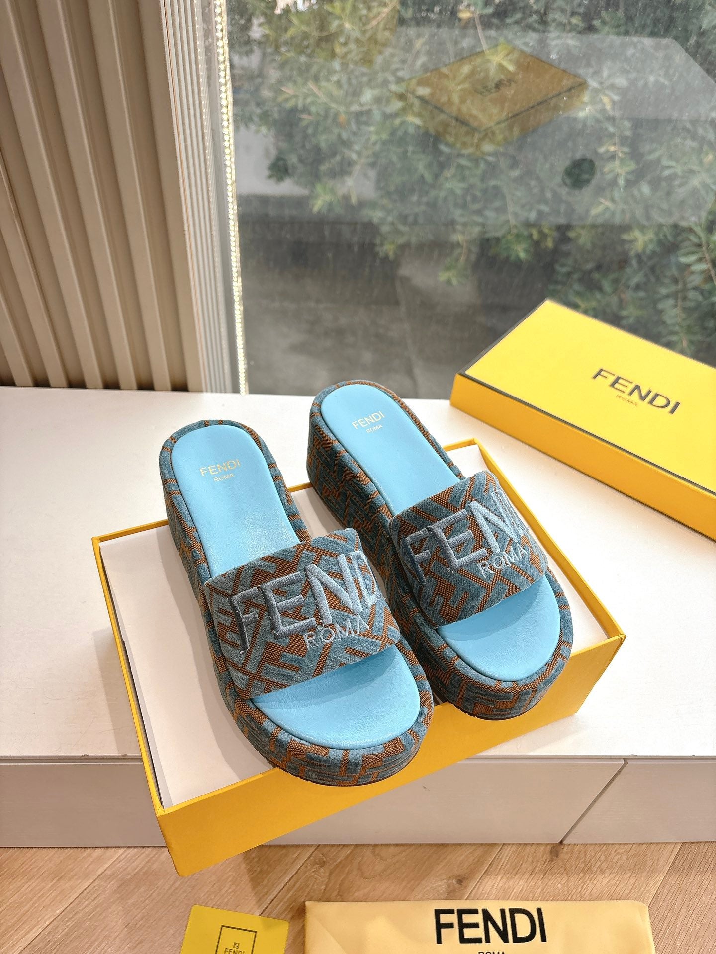 LuxluxHouse Best Quality Fendi Women Shoes
