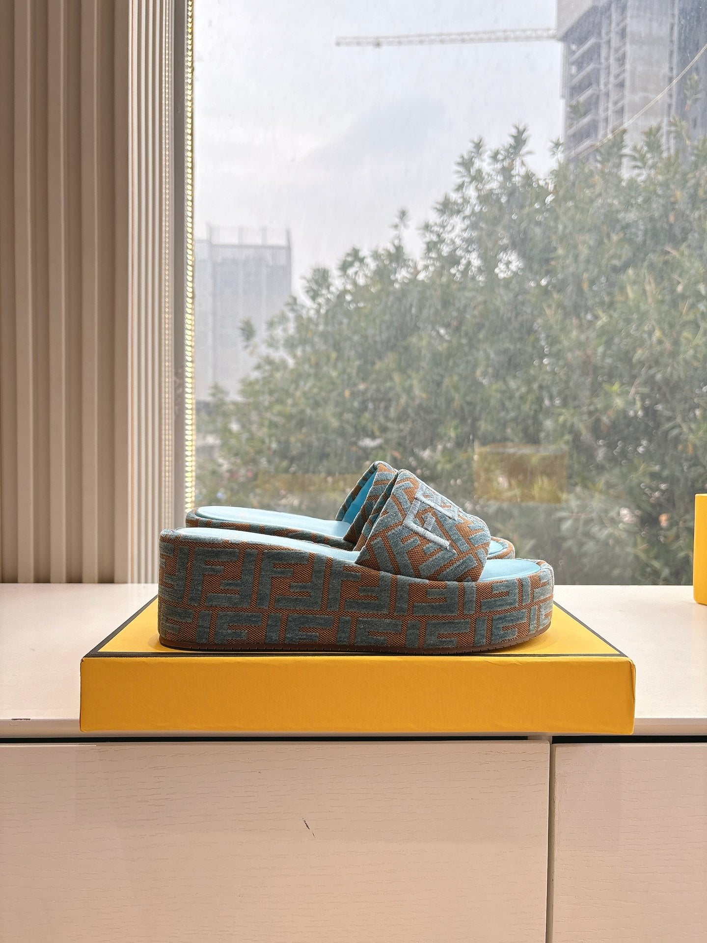 LuxluxHouse Best Quality Fendi Women Shoes