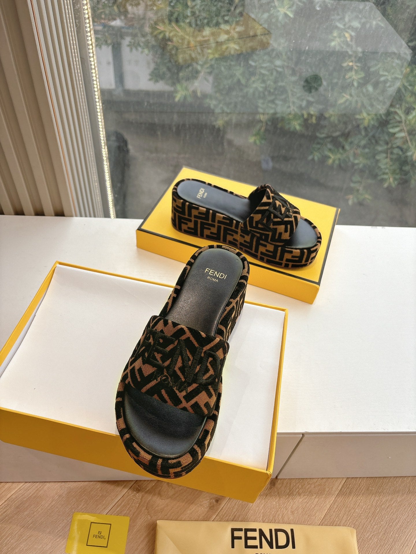 LuxluxHouse Best Quality Fendi Women Shoes