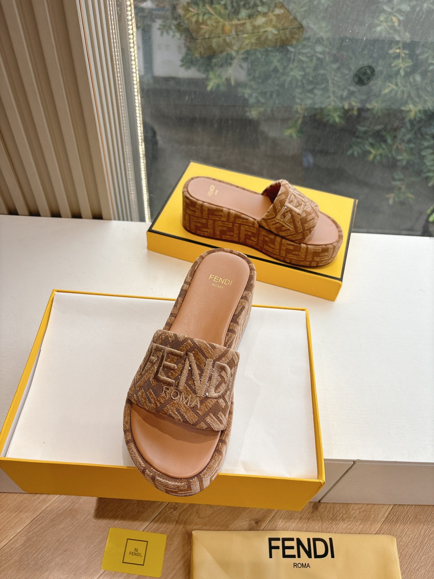 LuxluxHouse Best Quality Fendi Women Shoes