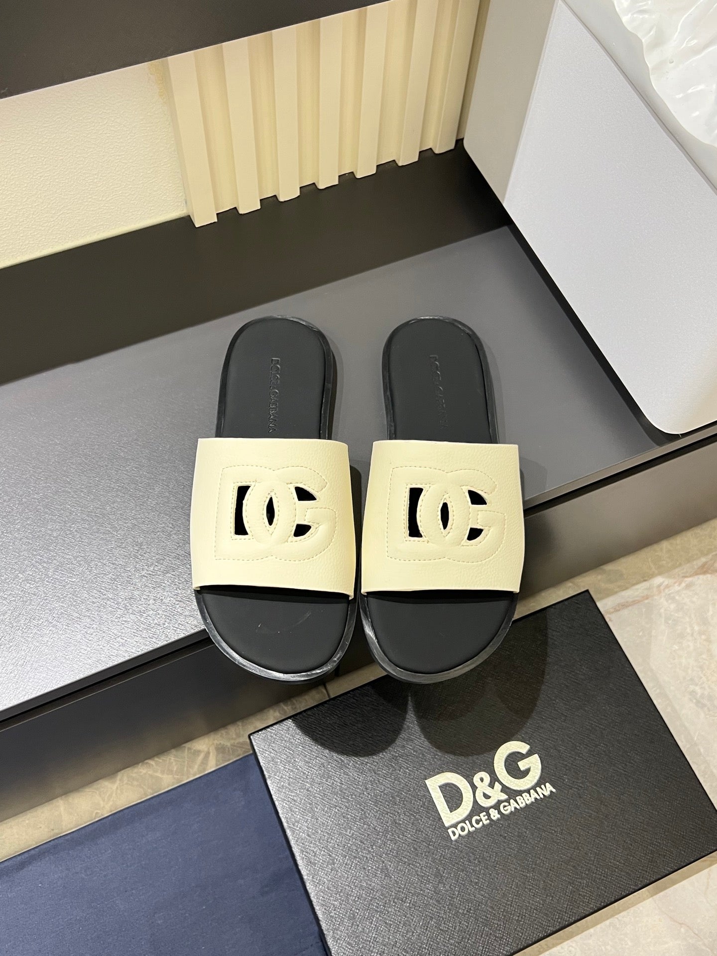 LuxluxHouse Best Quality Sandals Dolce & Gabbana