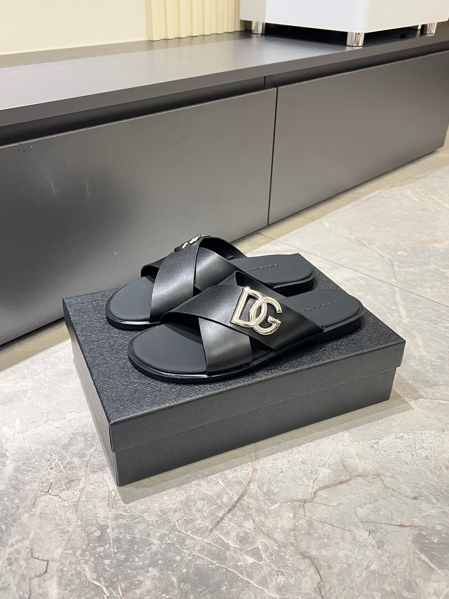 LuxluxHouse Best Quality Sandals Dolce & Gabbana