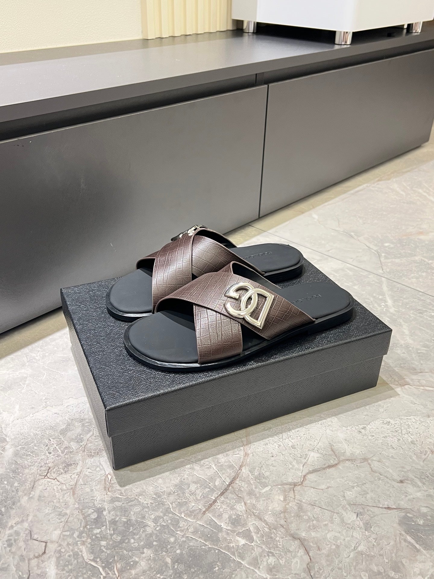 LuxluxHouse Best Quality Sandals Dolce & Gabbana