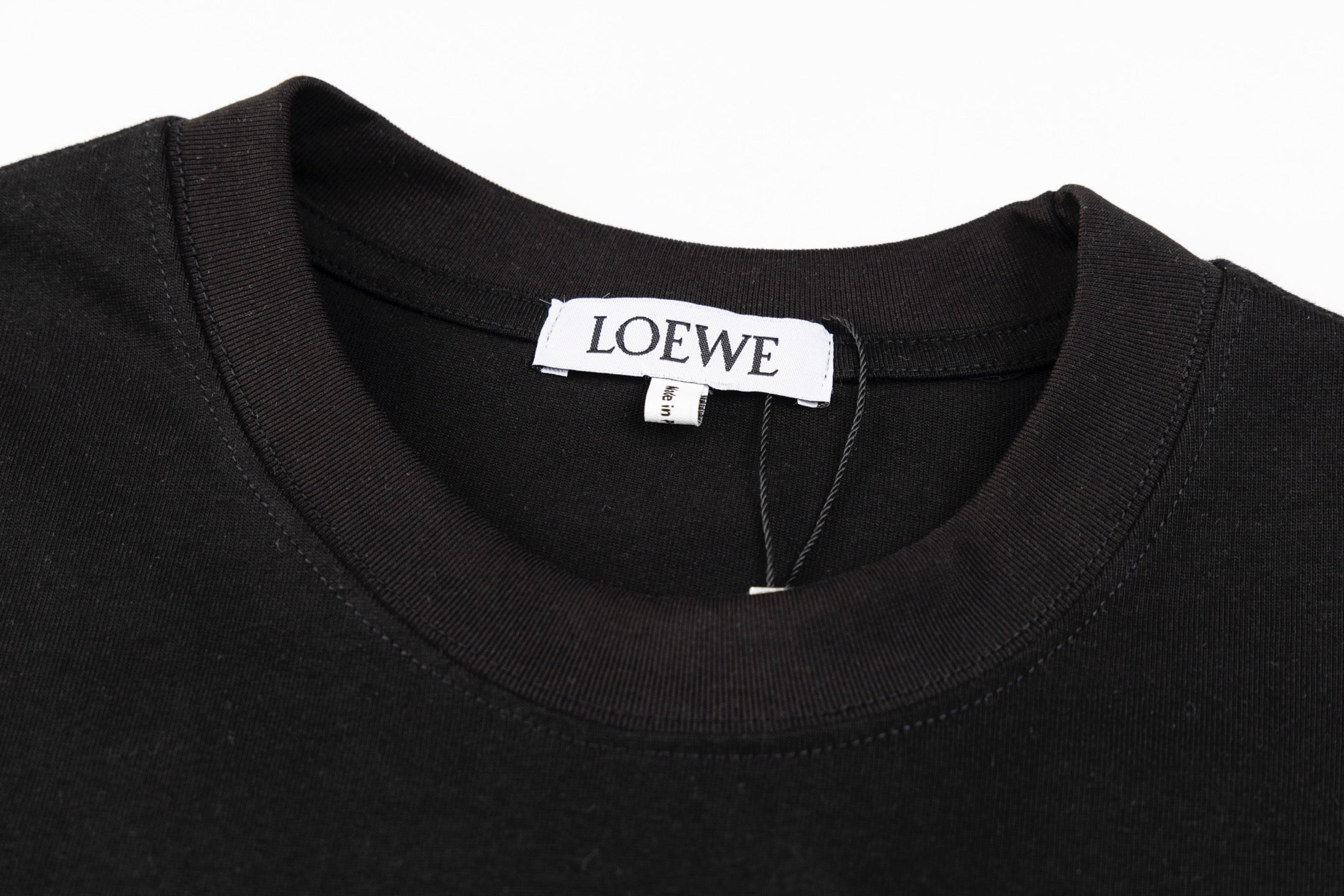 LuxluxHouse Best Quality Clothes T-shirt Loewe