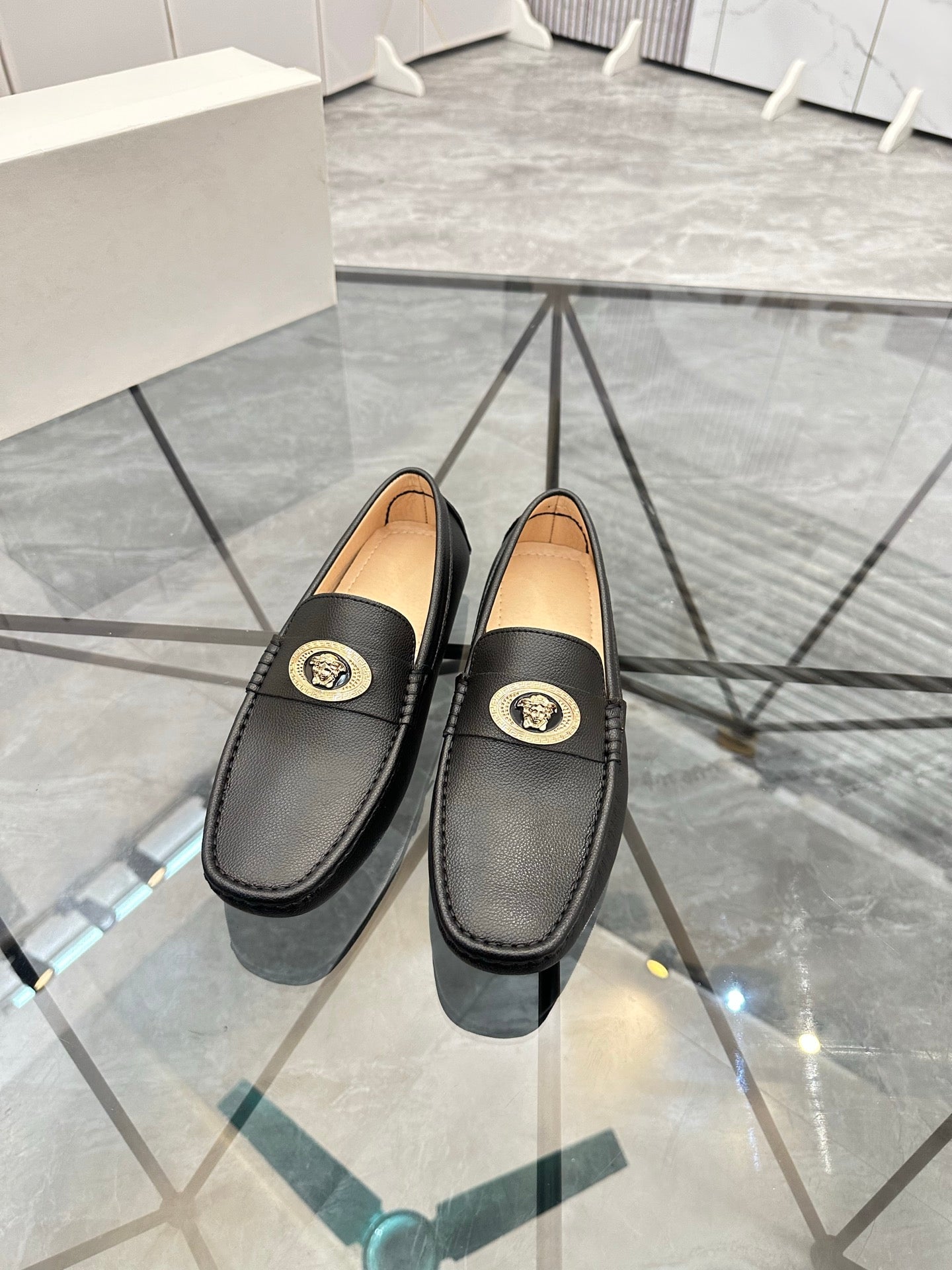 LuxluxHouse Best Quality Shoes Versace