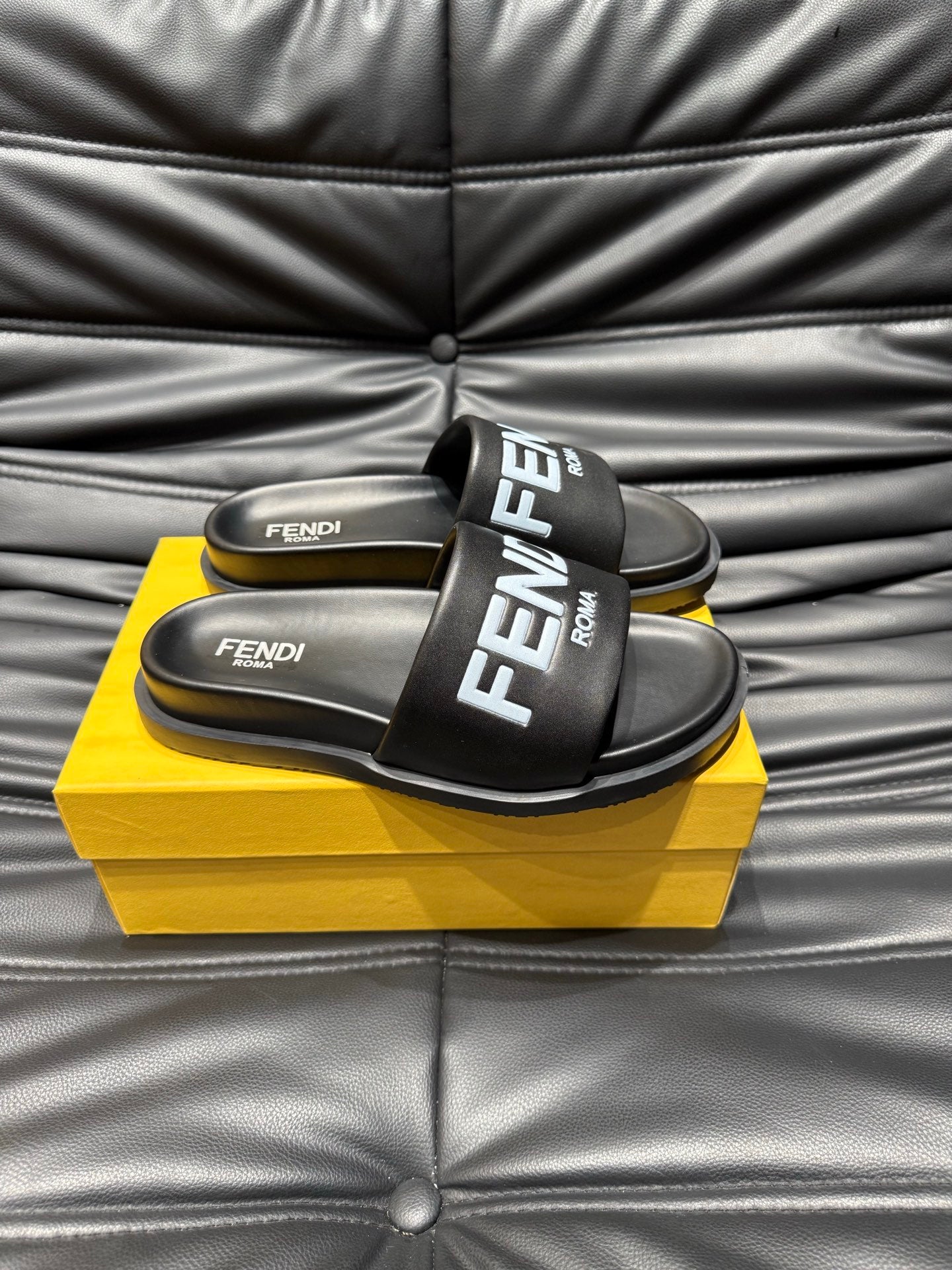 LuxluxHouse Best Quality Sandals Fendi