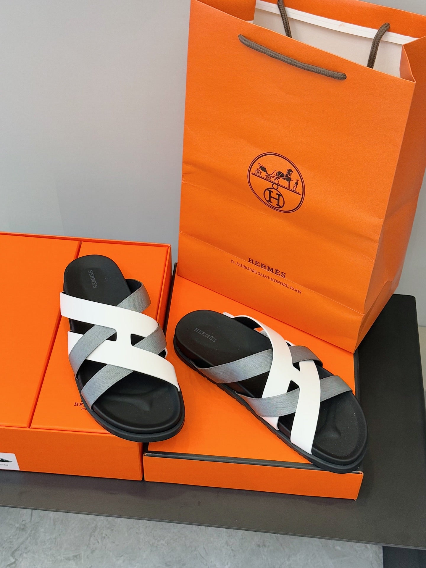 LuxluxHouse Best Quality Sandals Hermes