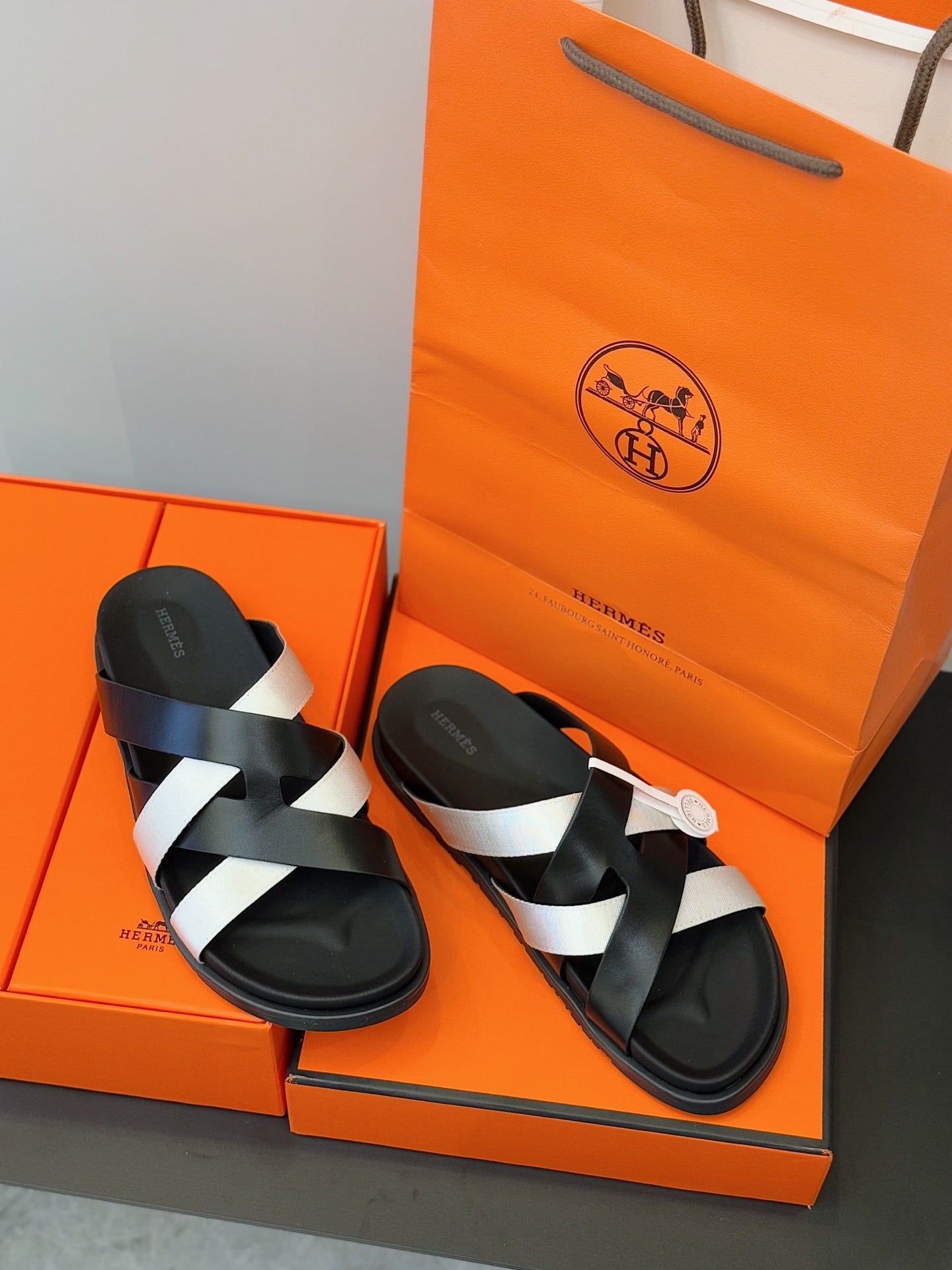 LuxluxHouse Best Quality Sandals Hermes