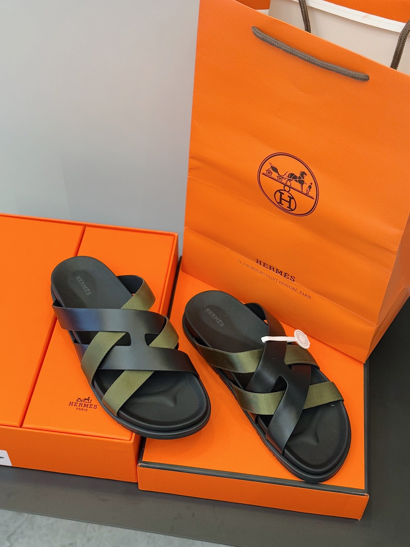 LuxluxHouse Best Quality Sandals Hermes