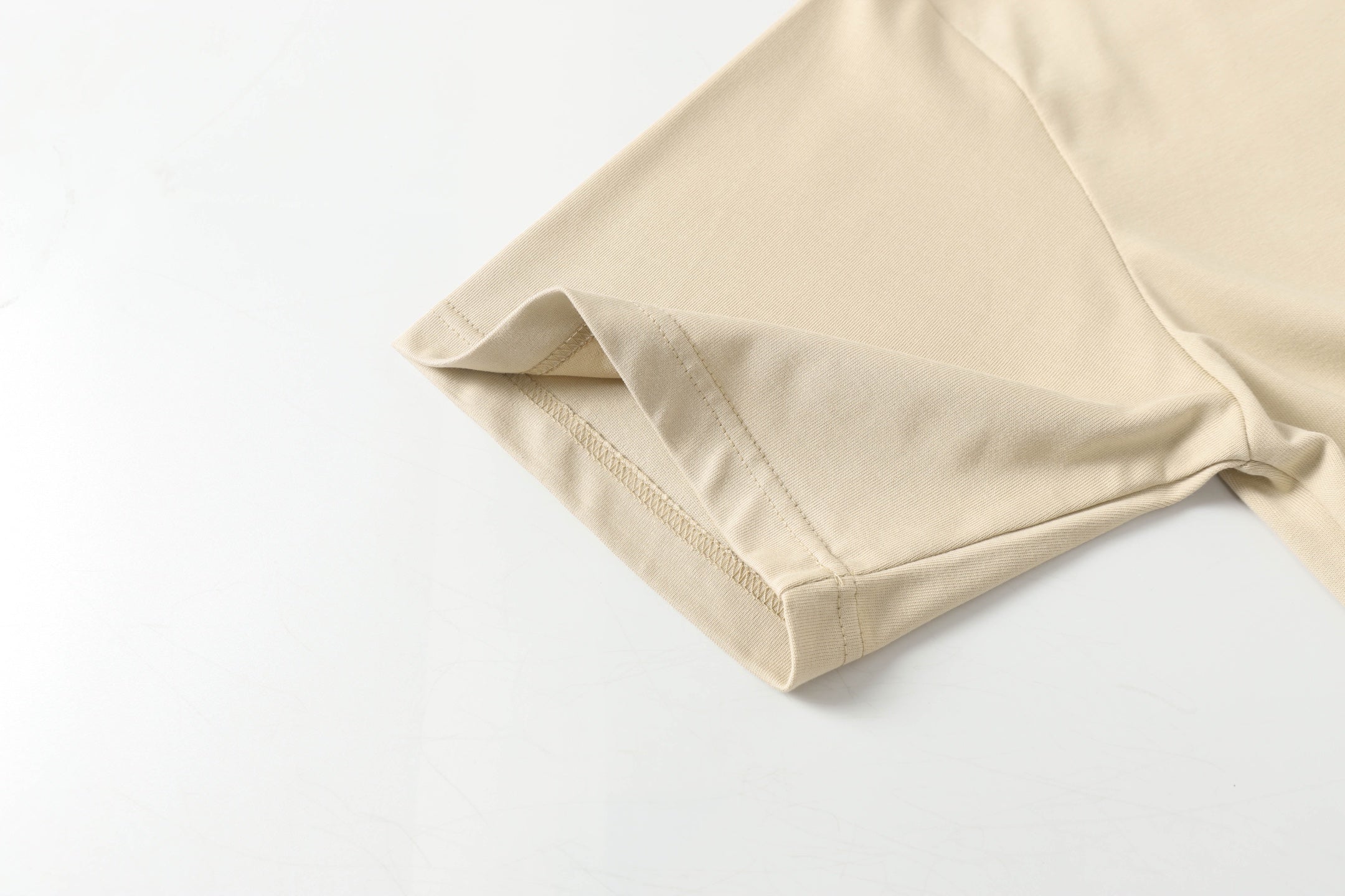 LuxluxHouse Best Quality Clothes Miu Miu T-shirt