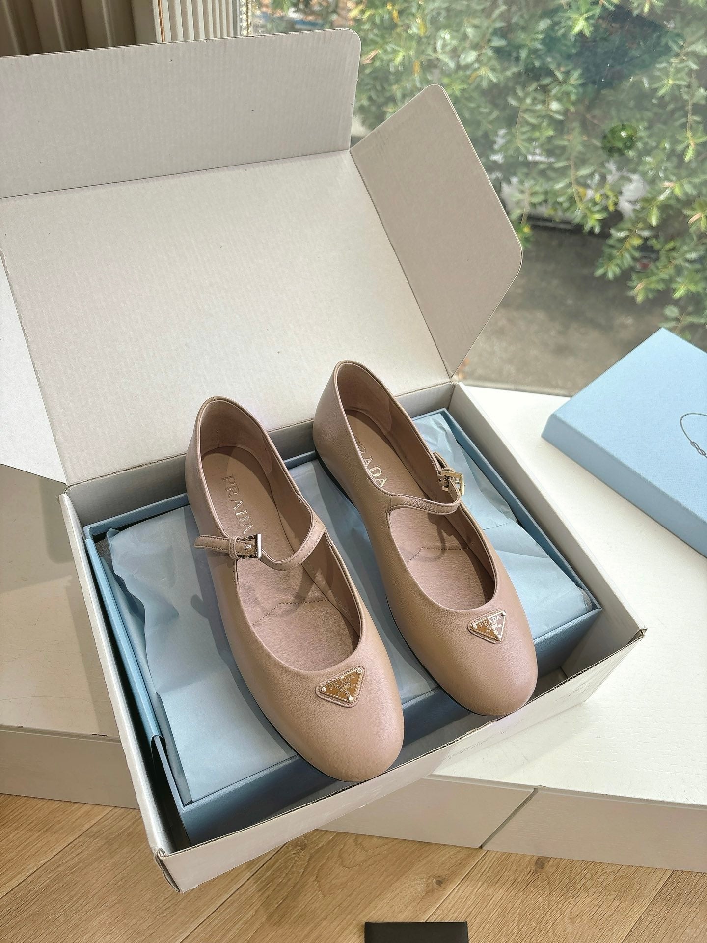 LuxluxHouse Best Quality Women Shoes Prada