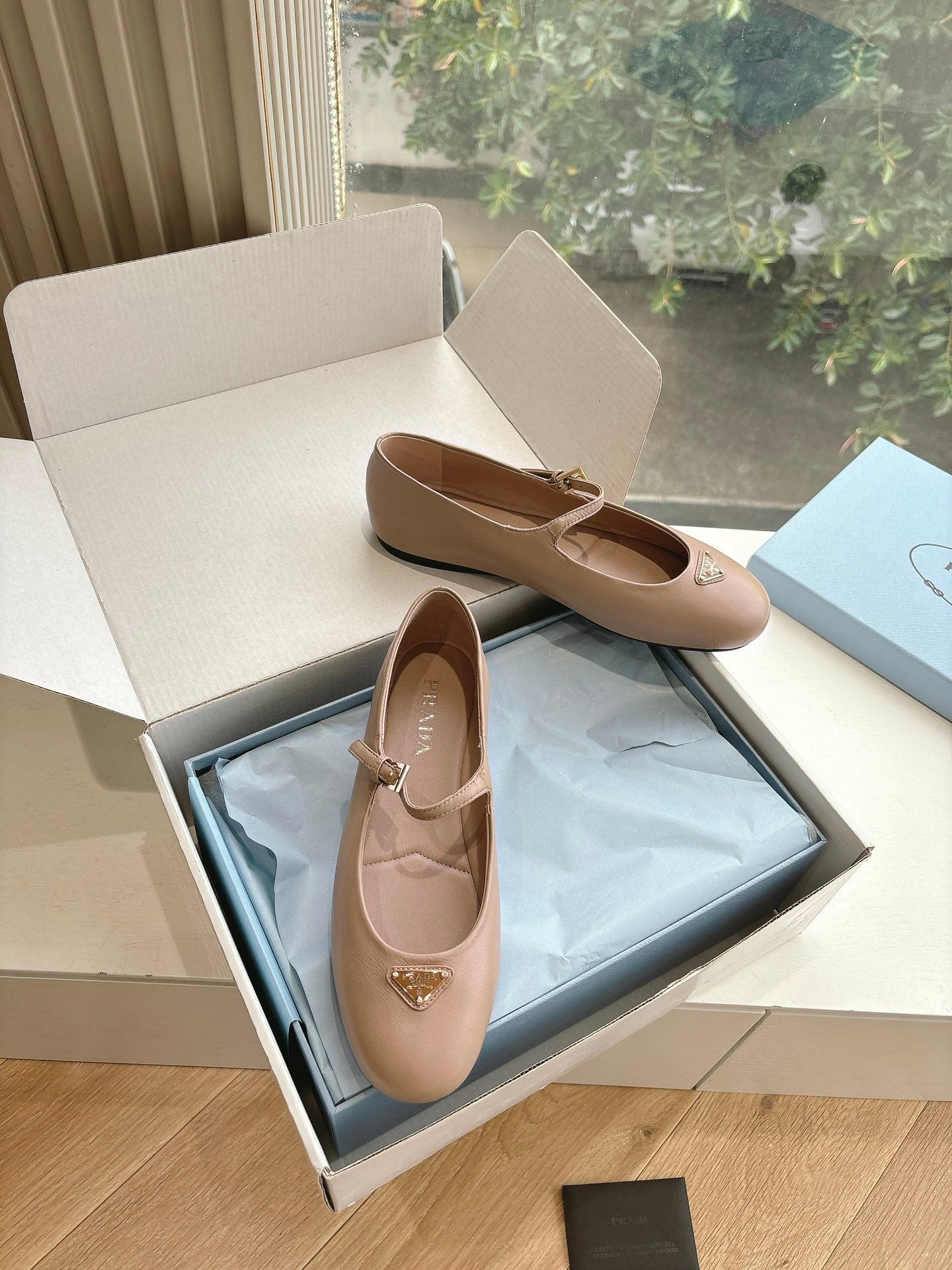 LuxluxHouse Best Quality Women Shoes Prada