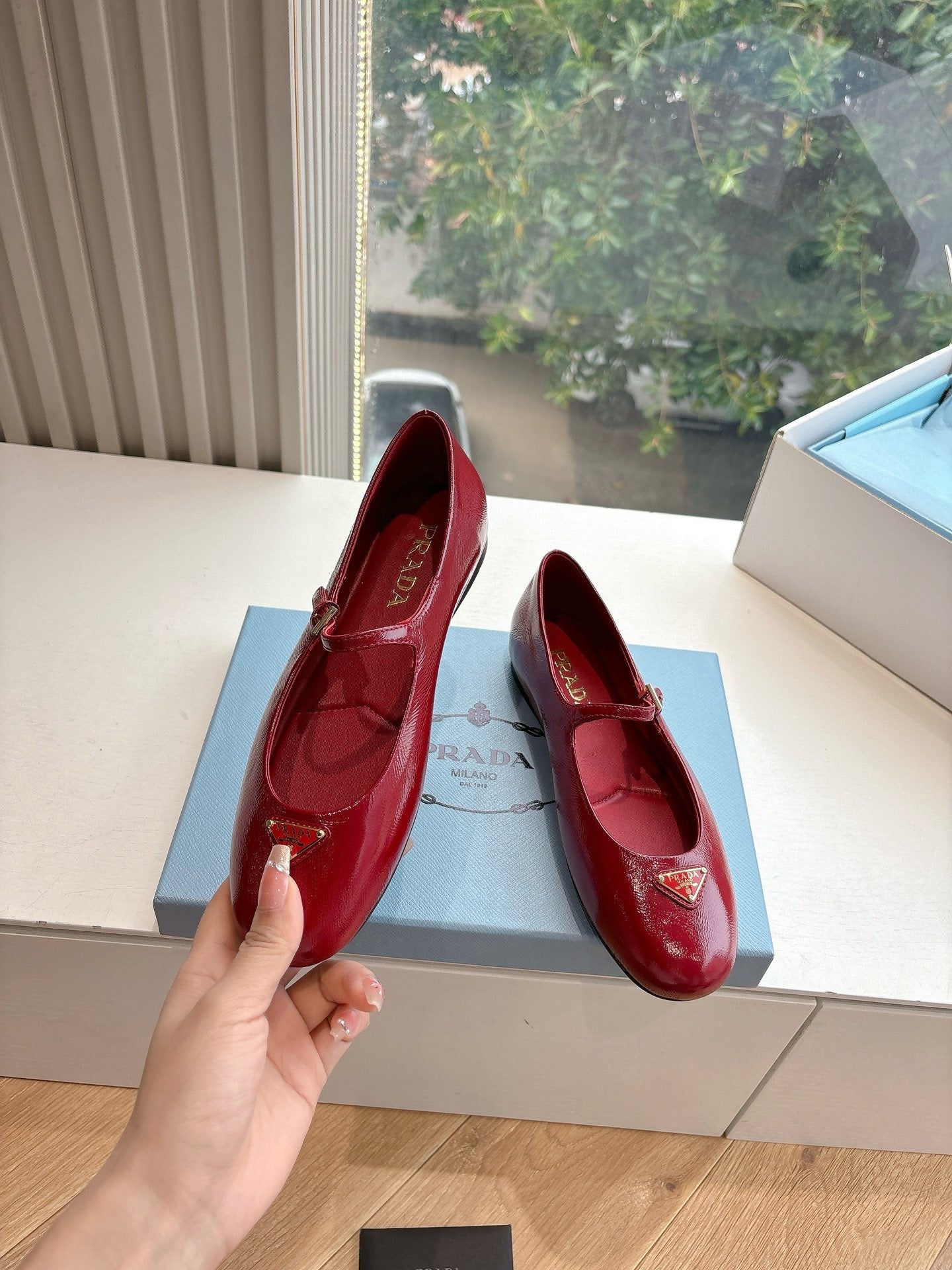 LuxluxHouse Best Quality Women Shoes Prada