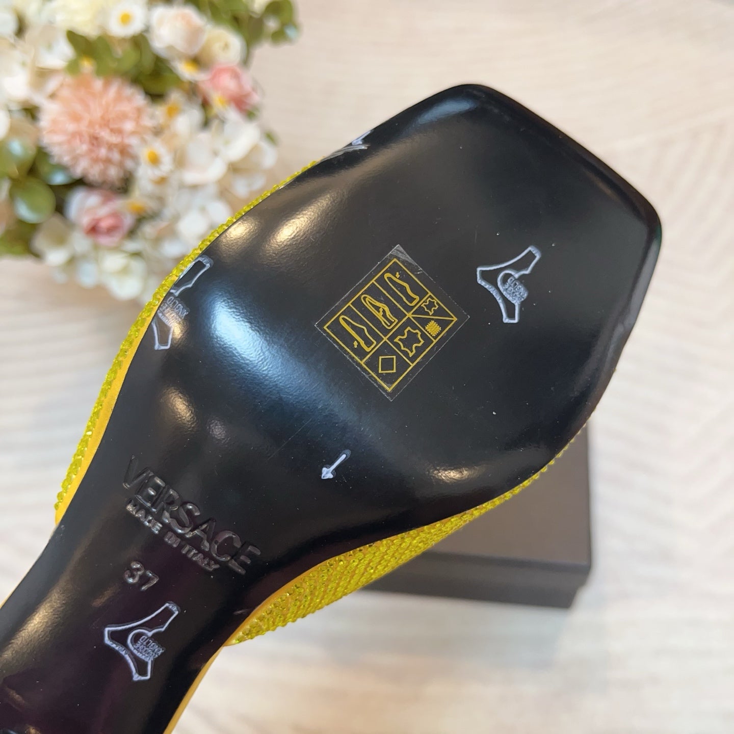 LuxluxHouse Best Quality Versace Women Shoes