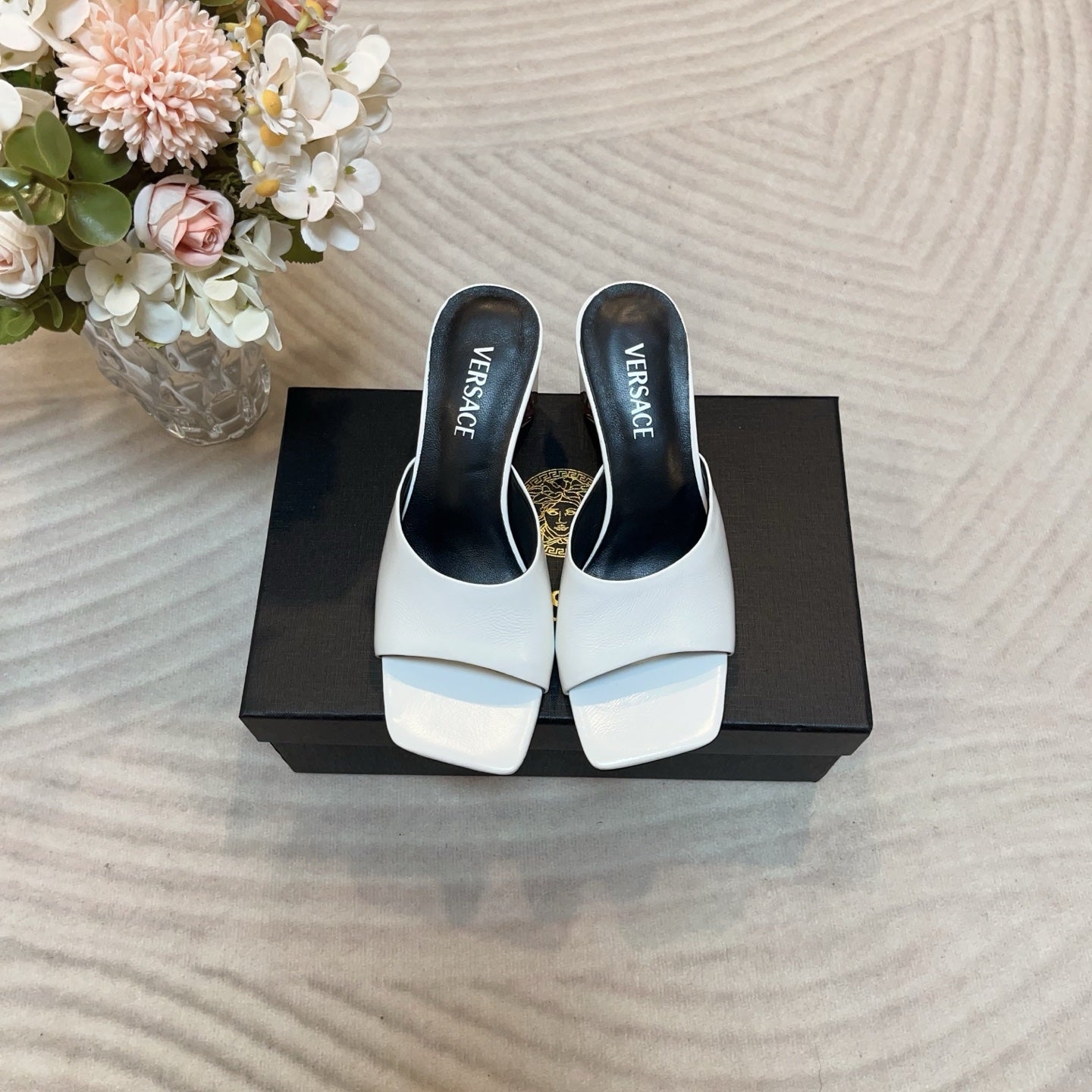 LuxluxHouse Best Quality Versace Women Shoes