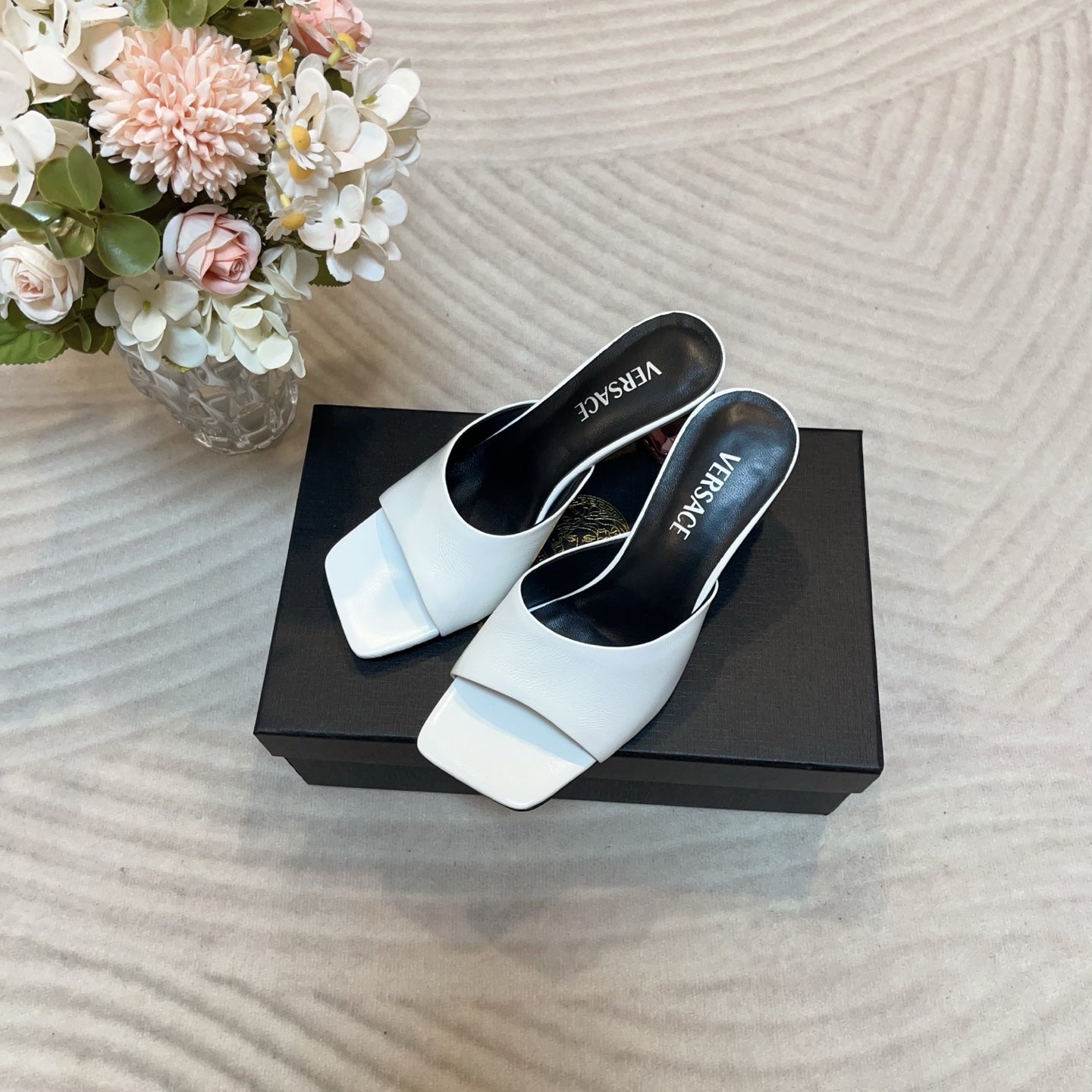 LuxluxHouse Best Quality Versace Women Shoes