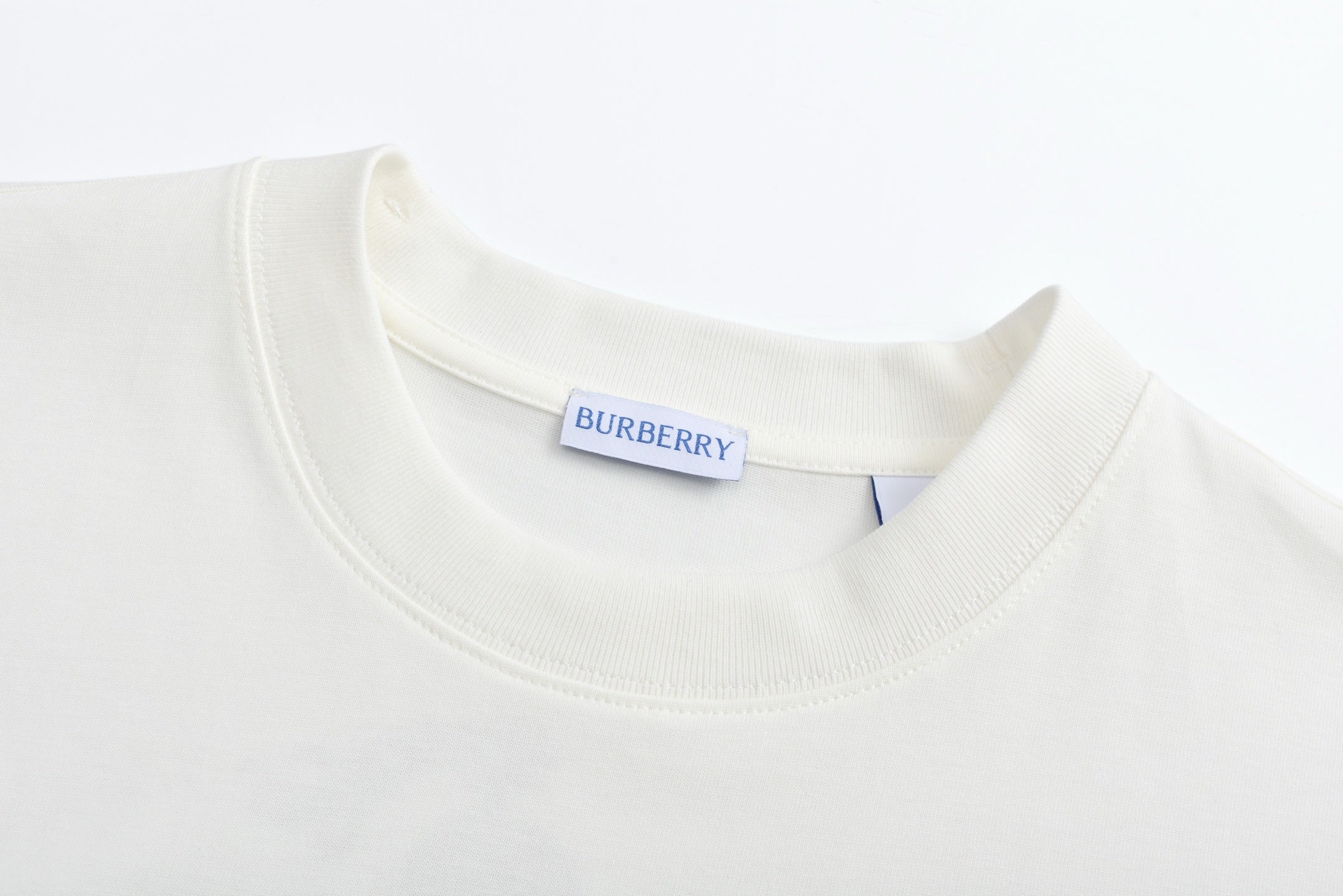 LuxluxHouse Best Quality Clothes Burberry T-shirt
