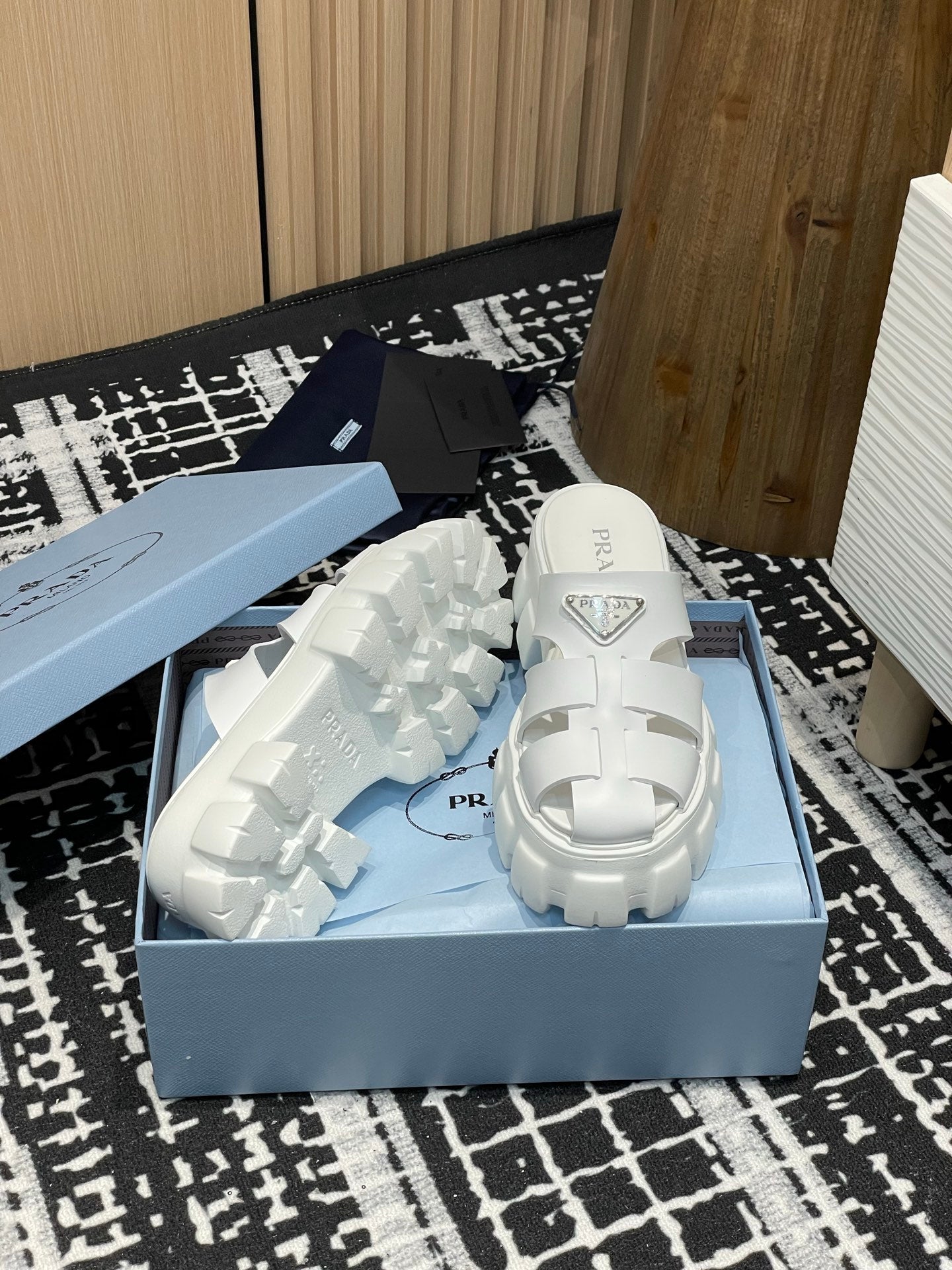 LuxluxHouse Best Quality Women Shoes Prada