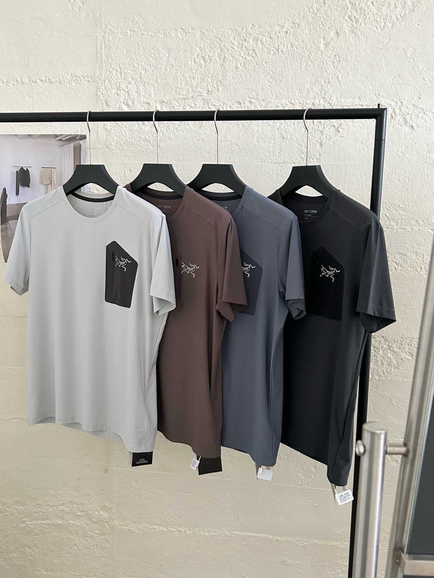 LuxluxHouse Best Quality Clothes T-shirt Arcteryx