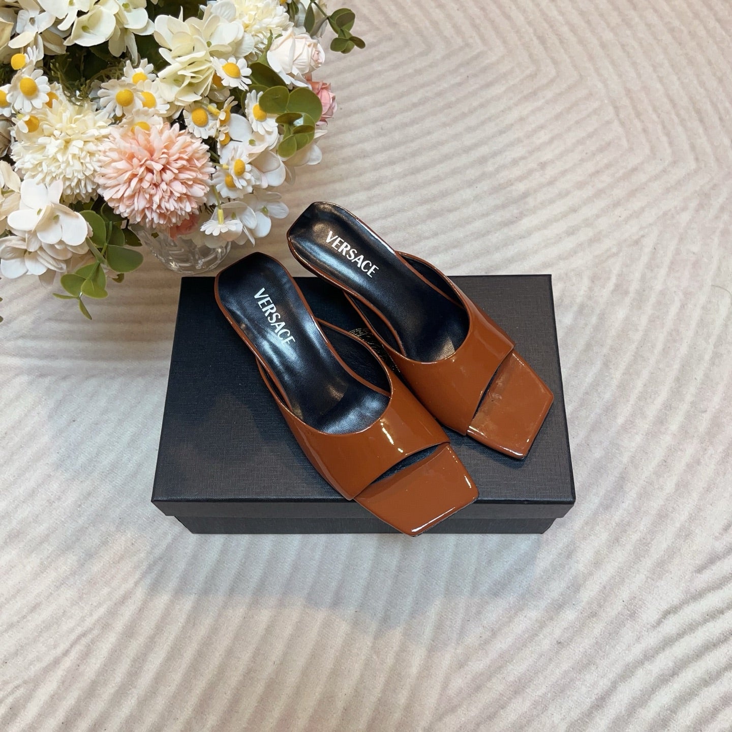 LuxluxHouse Best Quality Versace Women Shoes