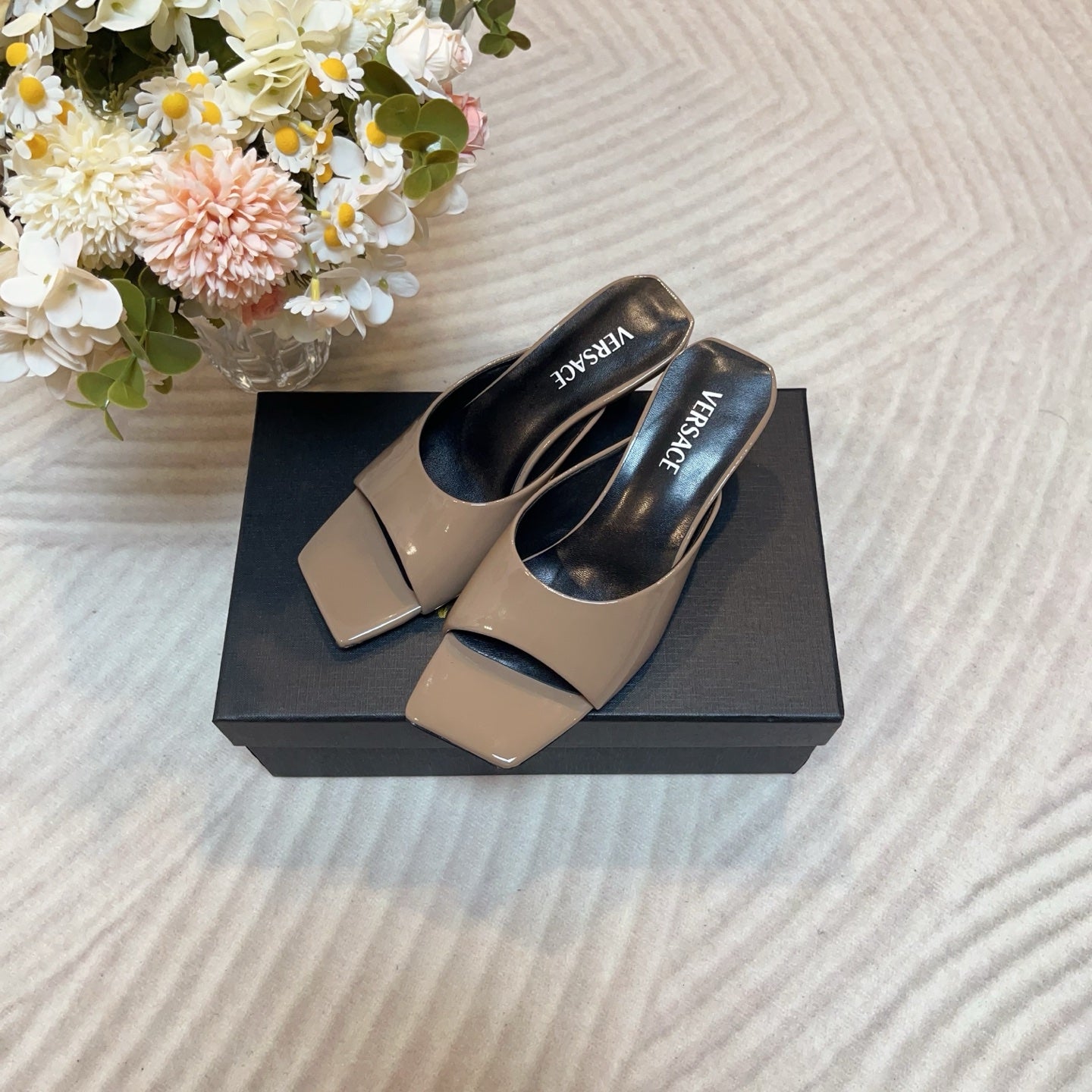 LuxluxHouse Best Quality Versace Women Shoes
