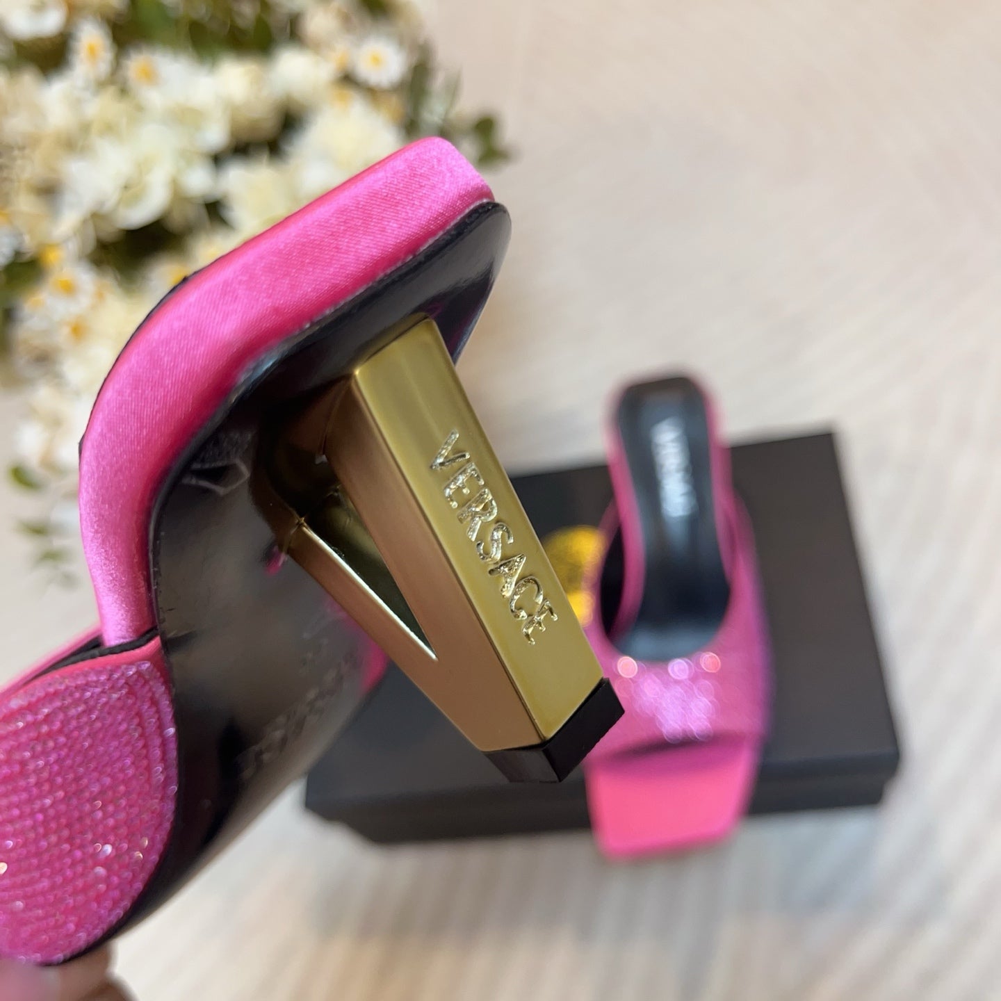 LuxluxHouse Best Quality Versace Women Shoes
