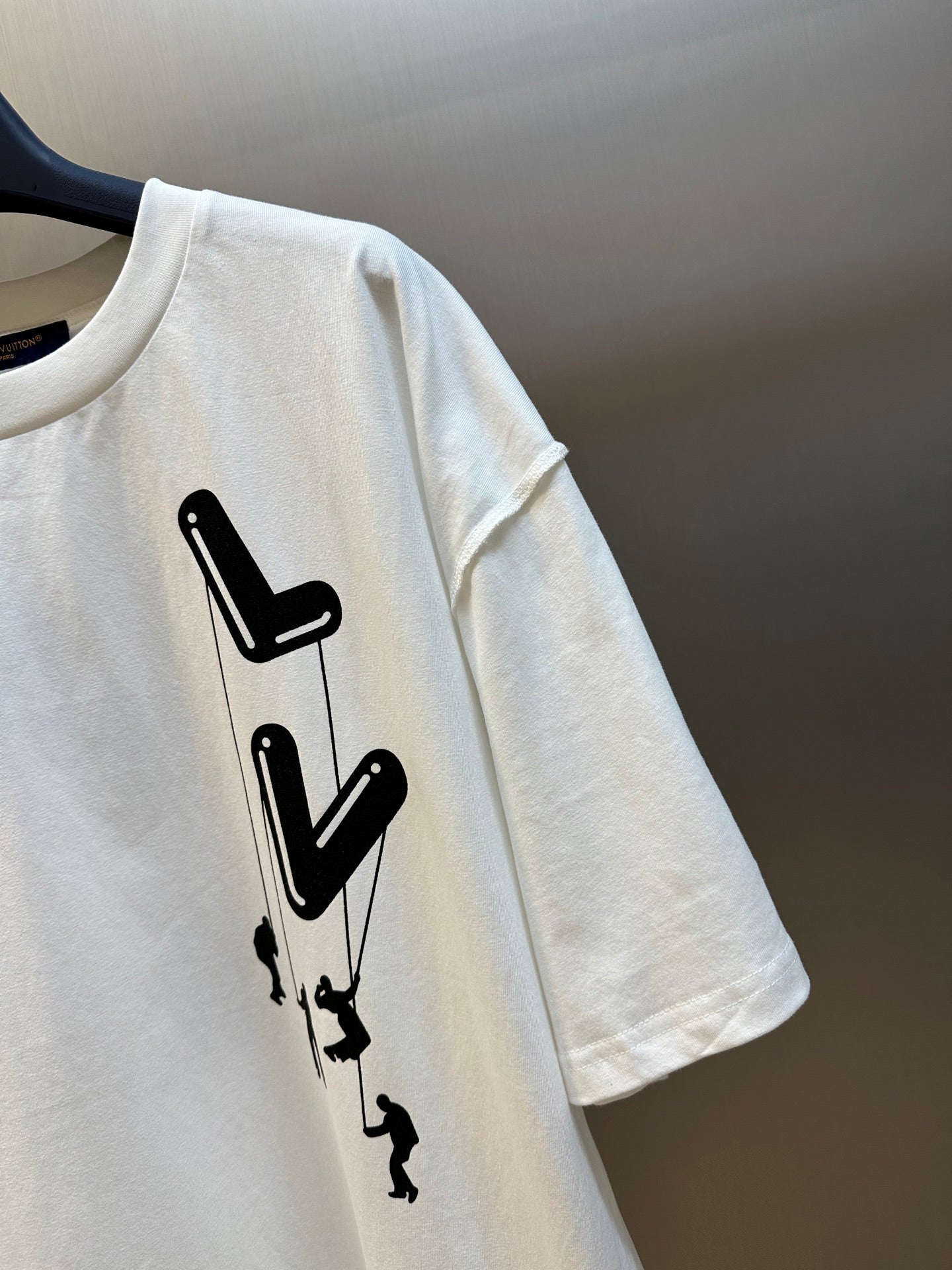 LuxluxHouse Best Quality Clothes T-shirt Louis Vuitton